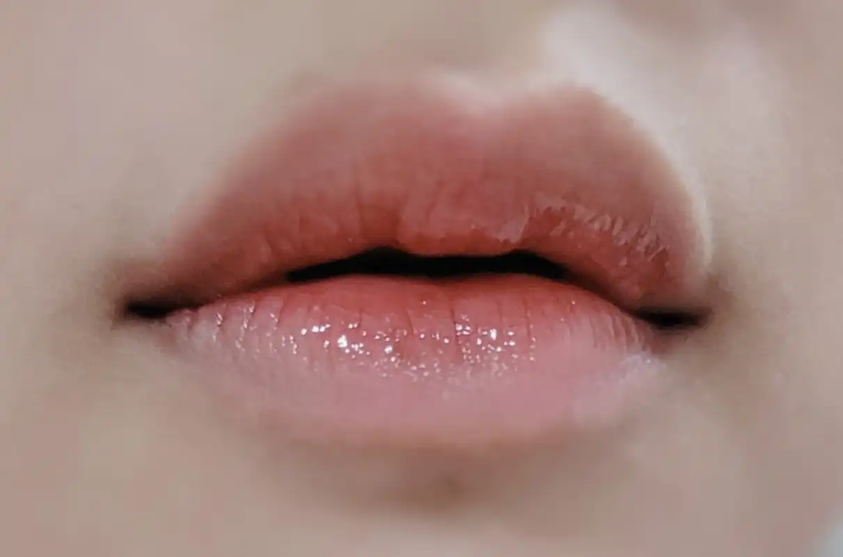 언니의파우치 리뷰 이미지 2 - [듀이 글램 틴트]