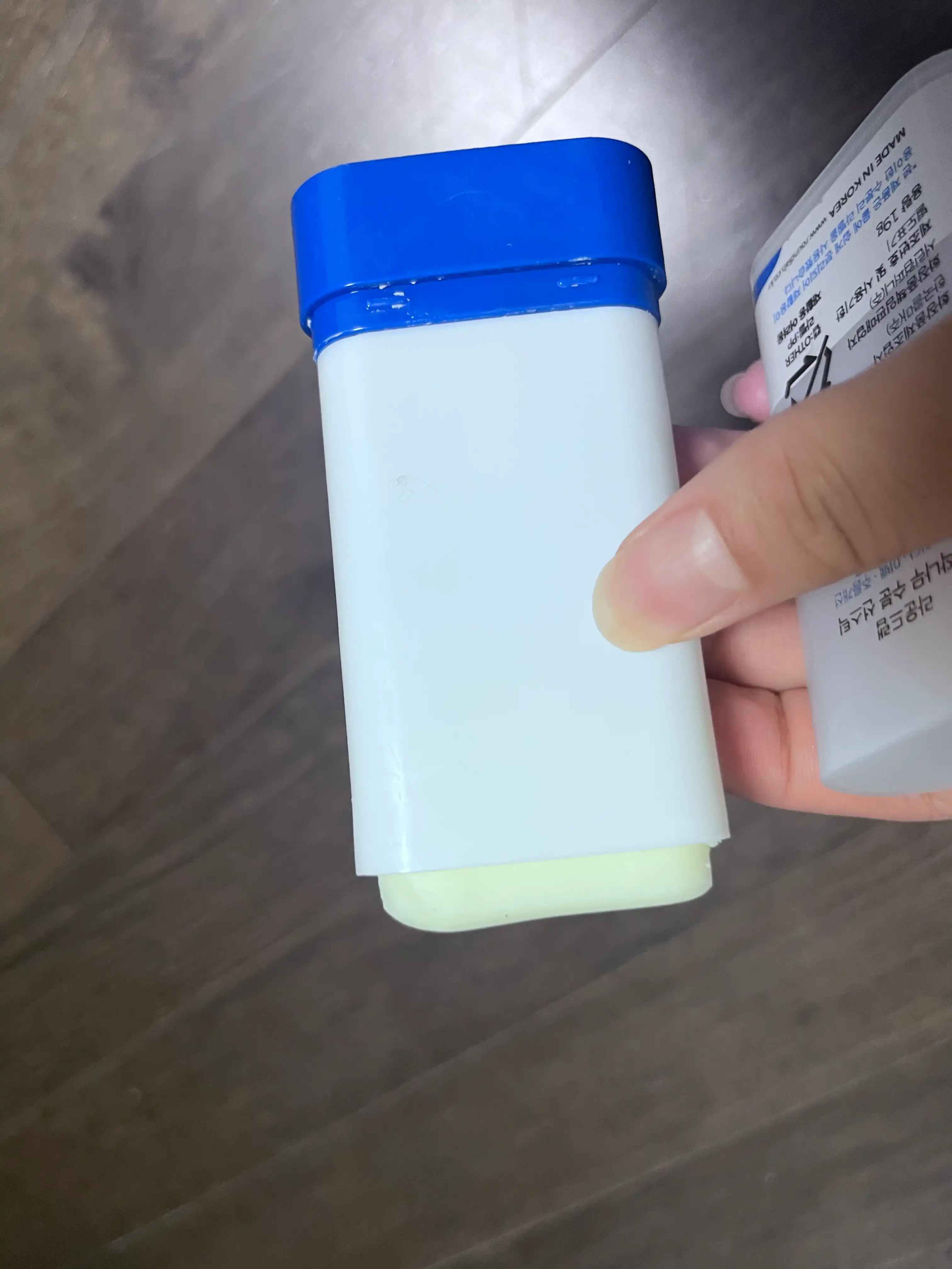 언니의파우치 리뷰 이미지 3 - [자작나무 수분 선스틱]