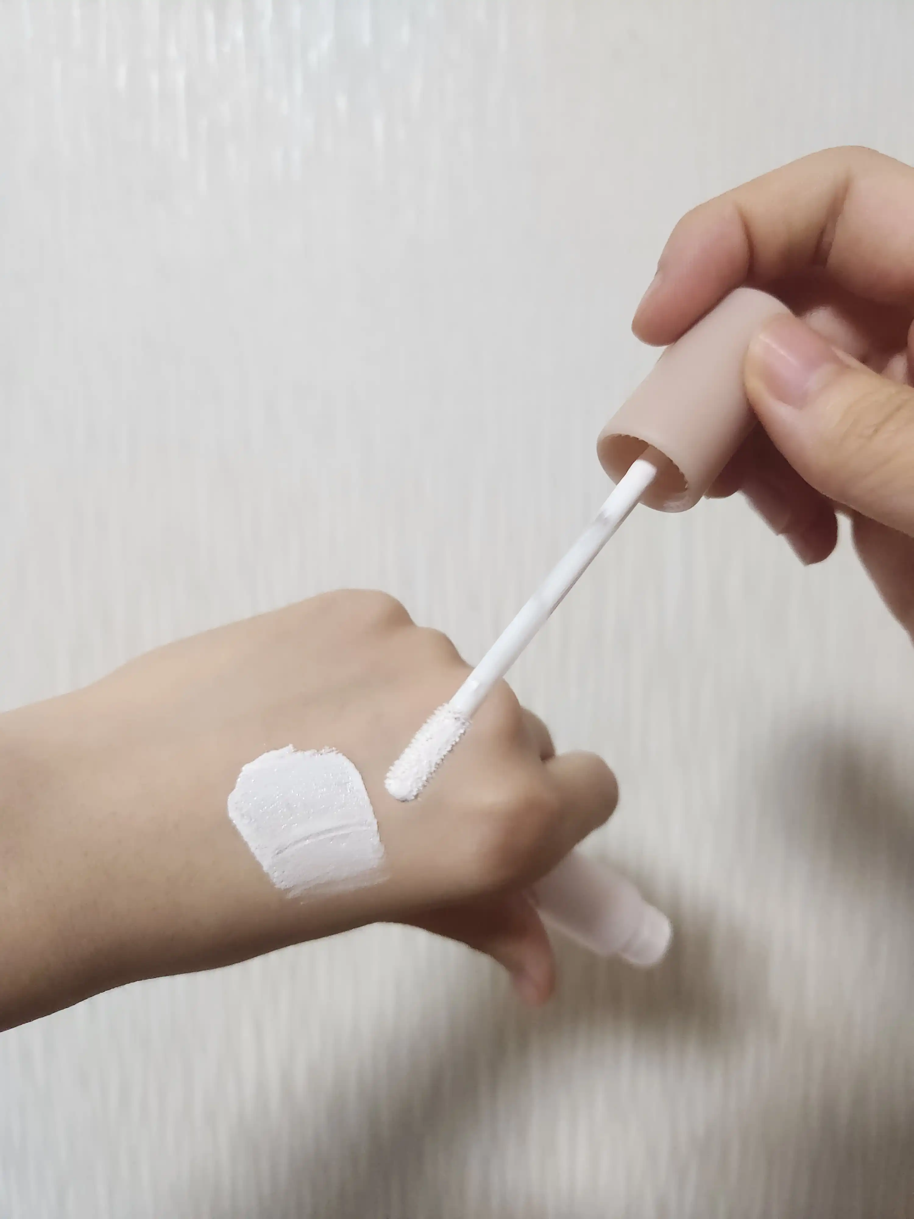 언니의파우치 리뷰 이미지 - [스킨 핏 커버 리퀴드 컨실러]