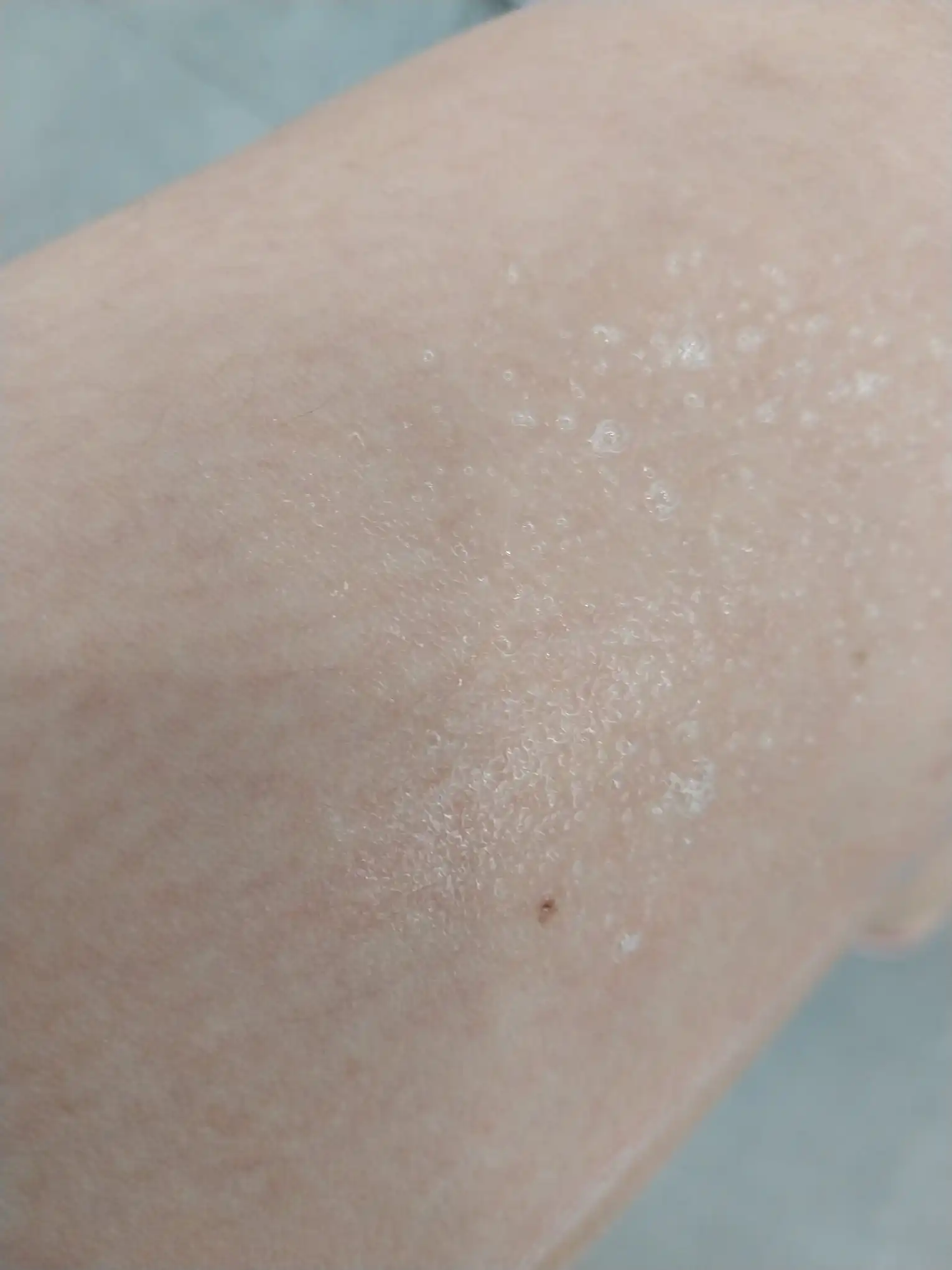 언니의파우치 리뷰 이미지 4 - [AC 시카 클리어 바디미스트]