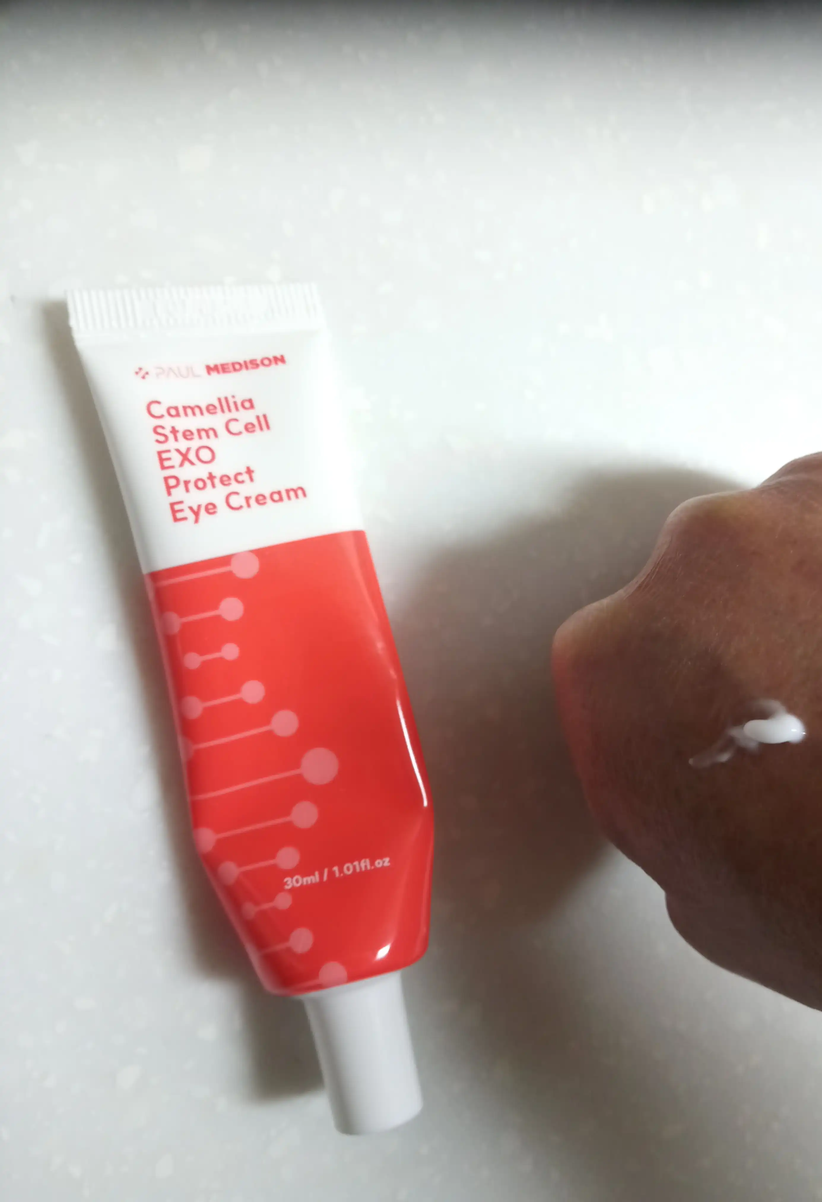 언니의파우치 리뷰 이미지 2 - [동백 줄기세포 EXO 프로텍터 아이크림]