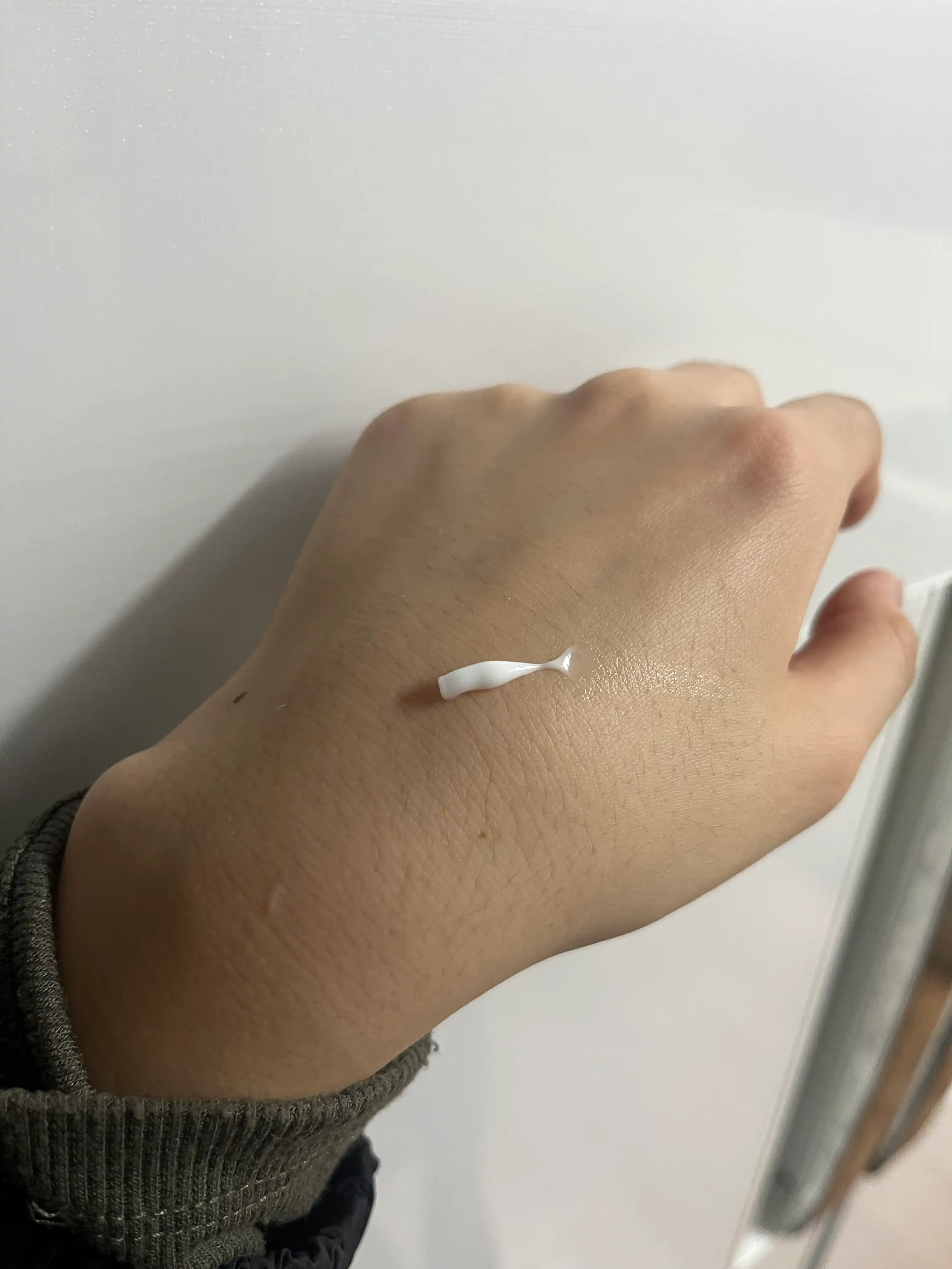 언니의파우치 리뷰 이미지 2 - [멜팅 퍼퓸 핸드크림]