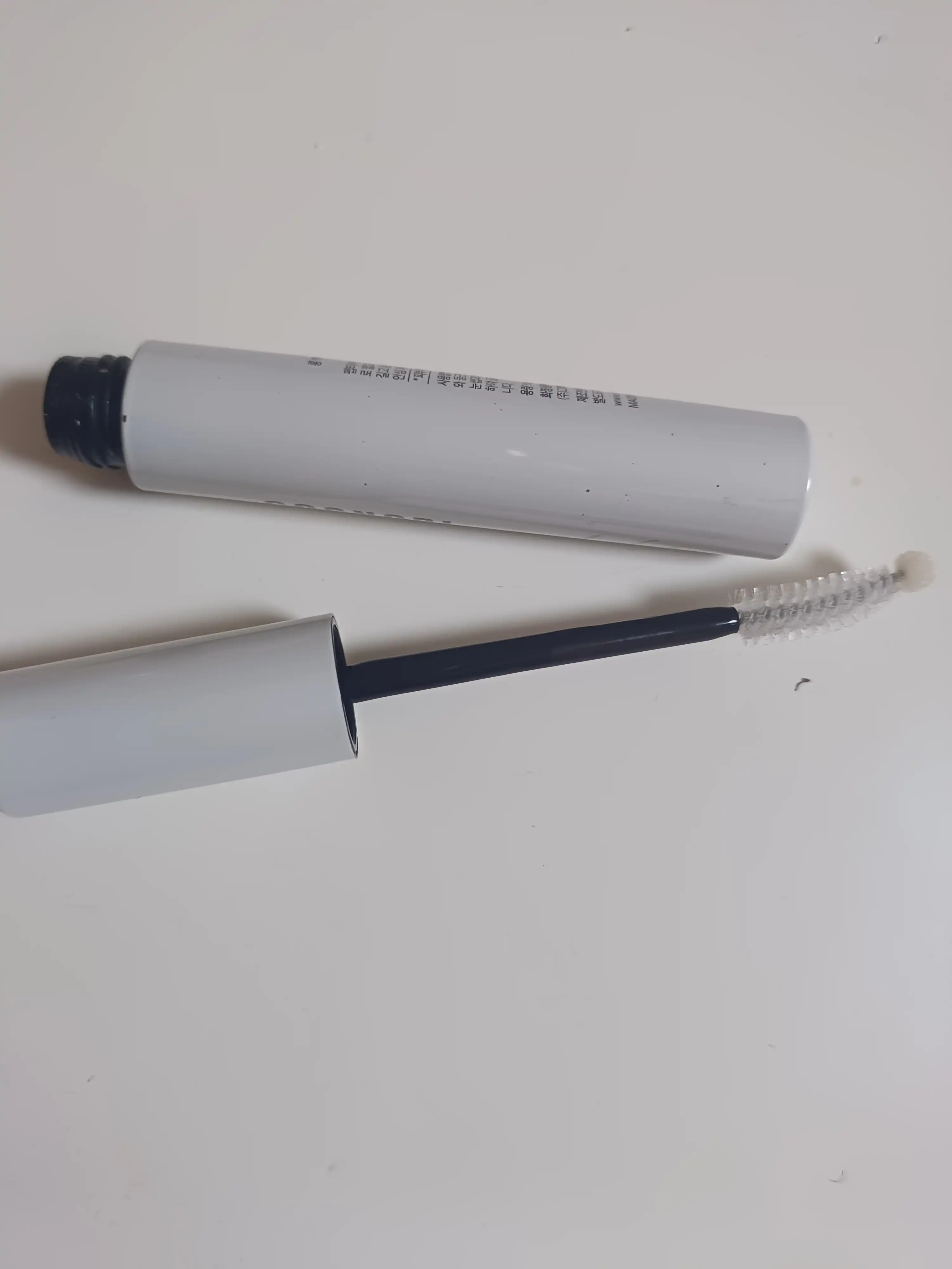 언니의파우치 리뷰 이미지 3 - [(코스노리X핑구) 롱 액티브 아이래쉬 세럼]