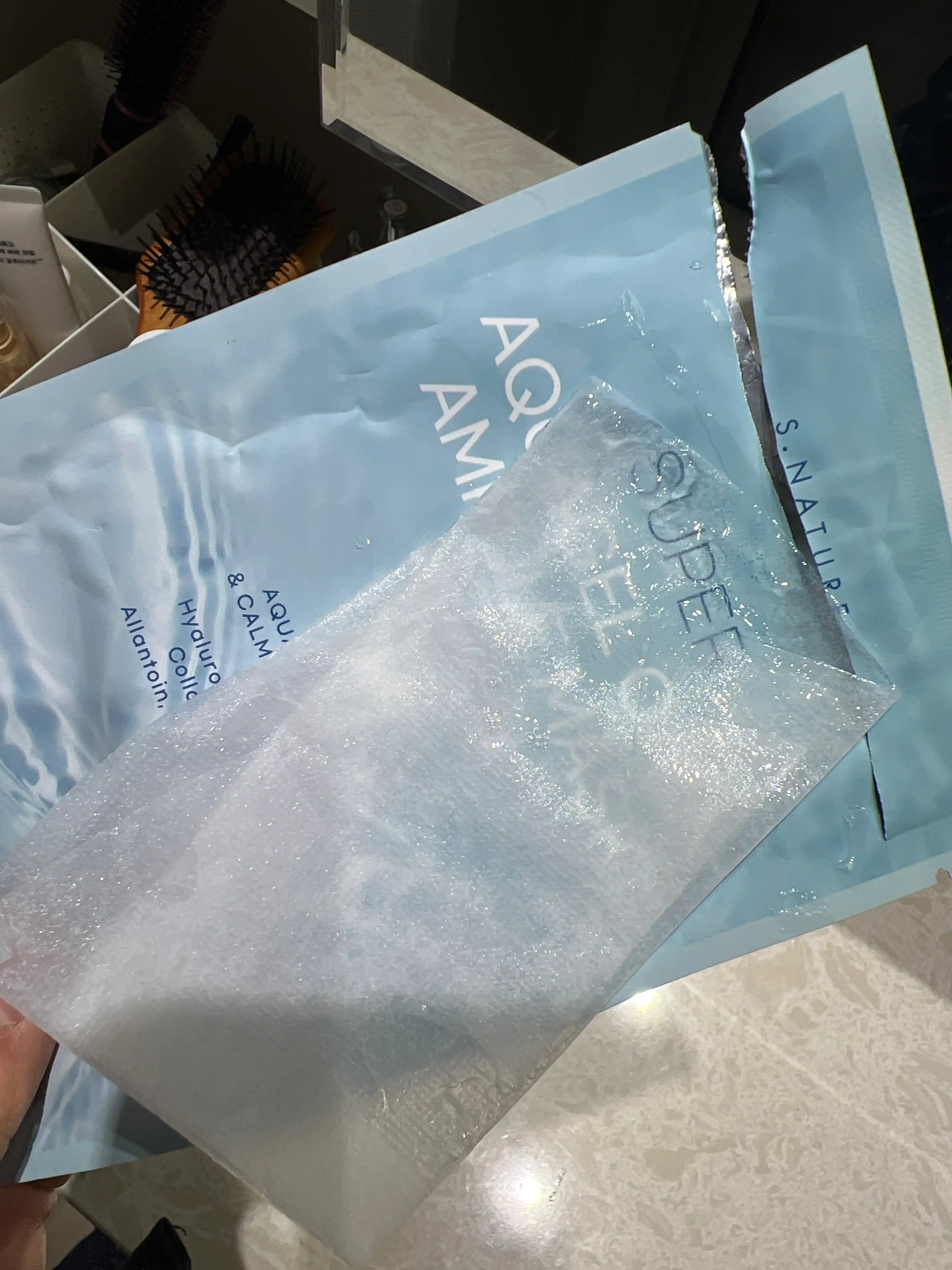 언니의파우치 리뷰 이미지 3 - [수퍼 아쿠아겔 오아시스 앰플 마스크]