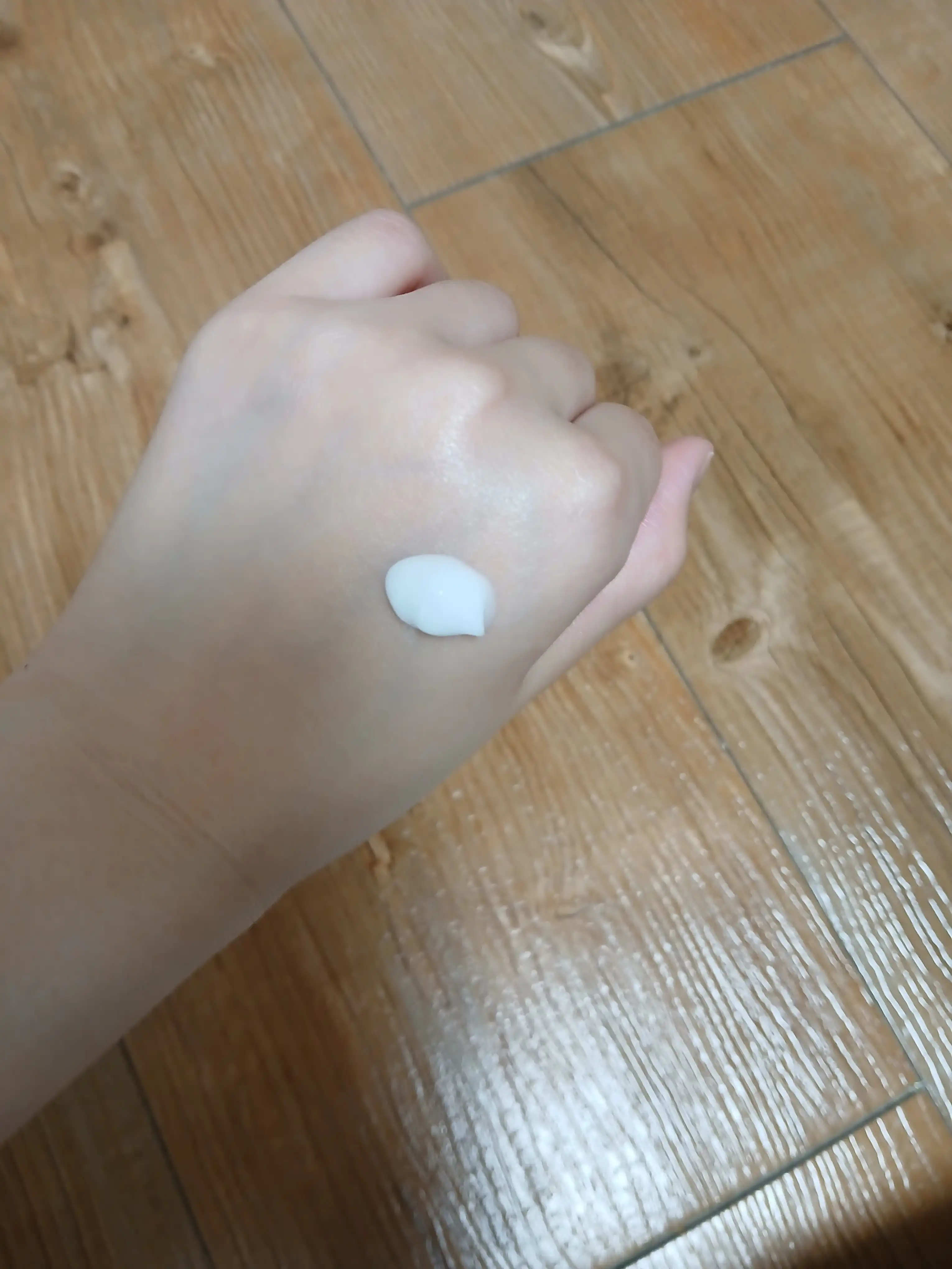 언니의파우치 리뷰 이미지 2 - [지앤에이치 너리쉬 바디 로션]