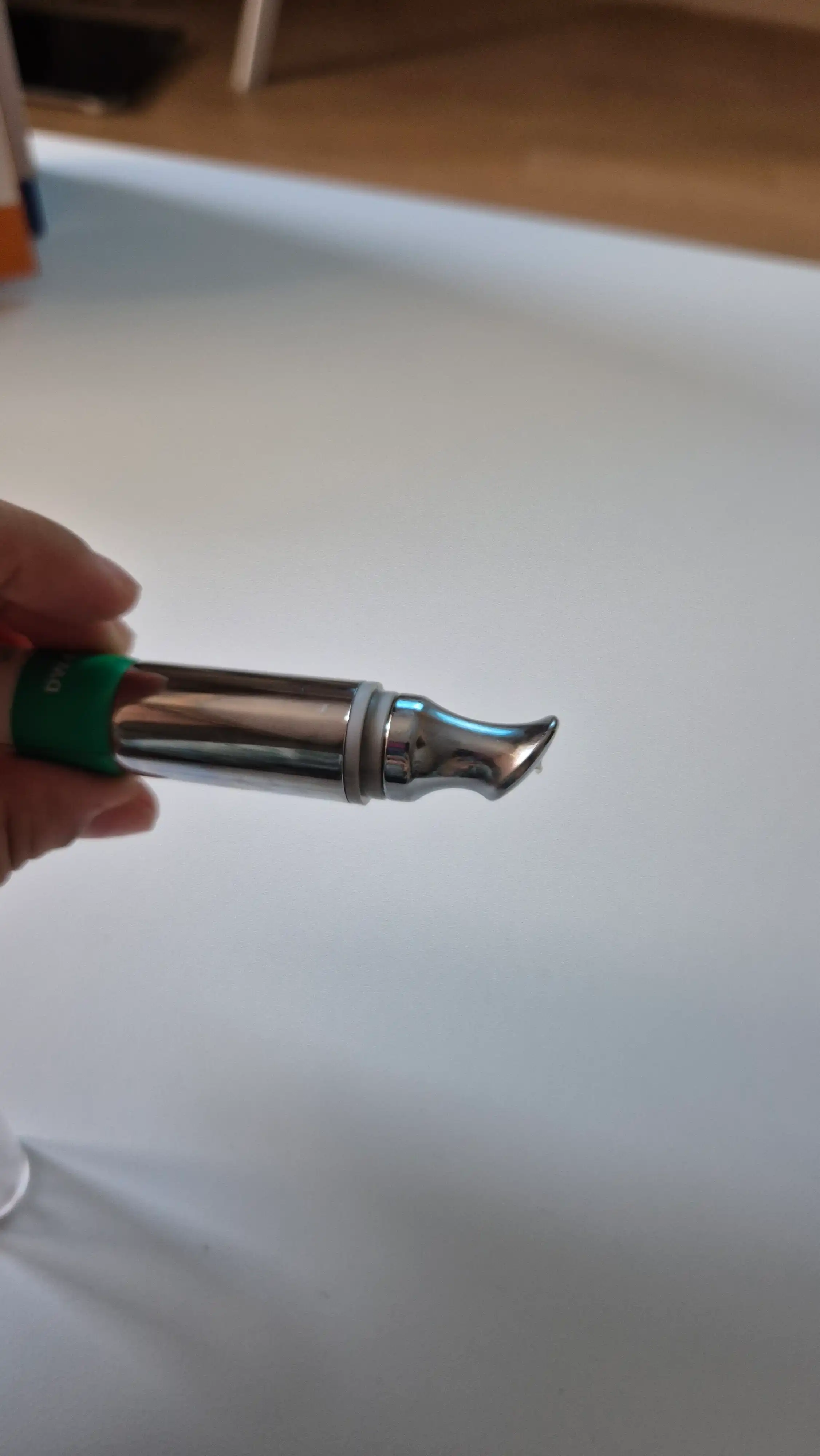 언니의파우치 리뷰 이미지 3 - [디더블유 이지에프 멜라토닝 원데이 앰플 부스터 샷]