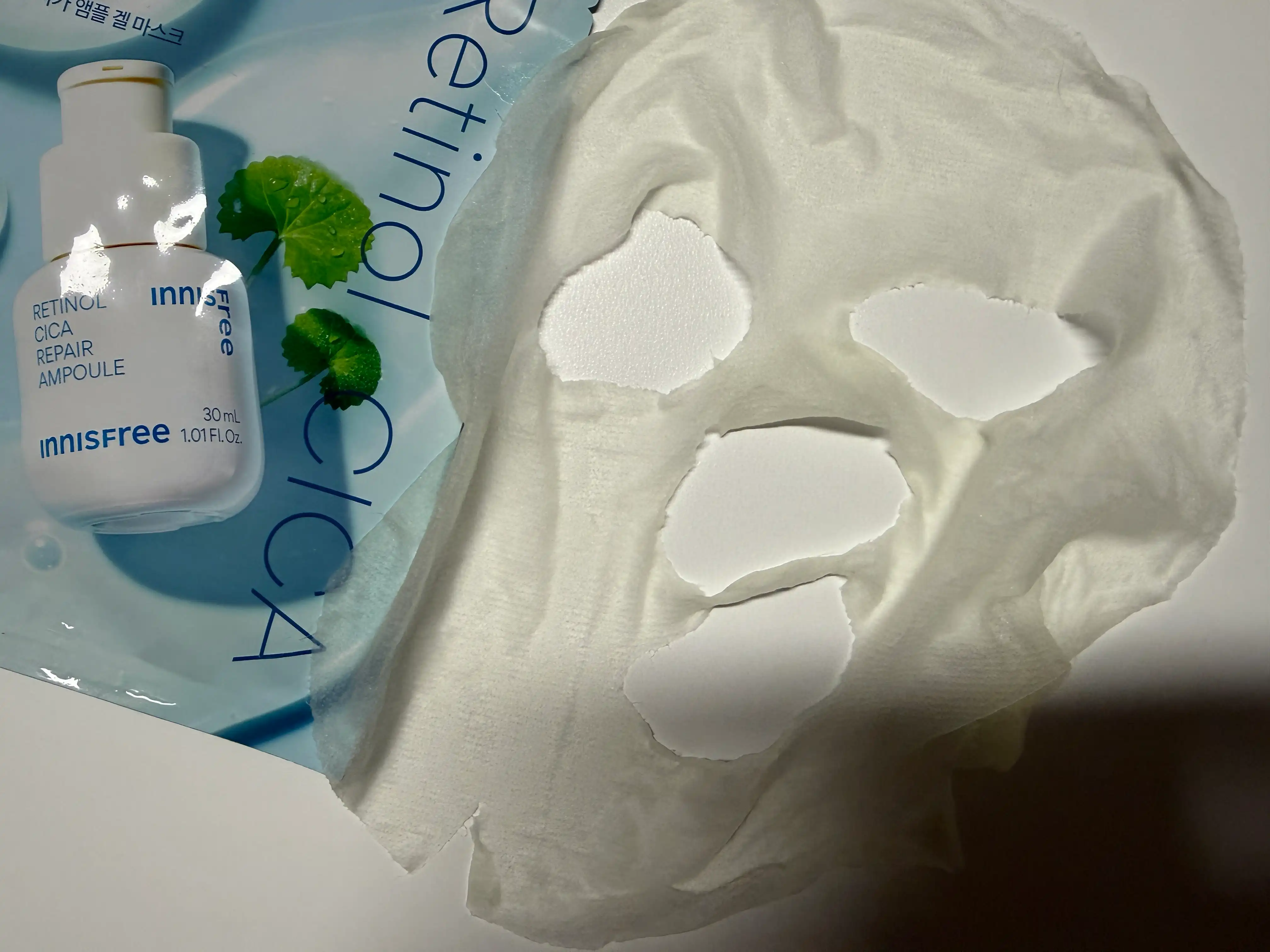 언니의파우치 리뷰 이미지 2 - [레티놀 시카 앰플 겔 마스크]