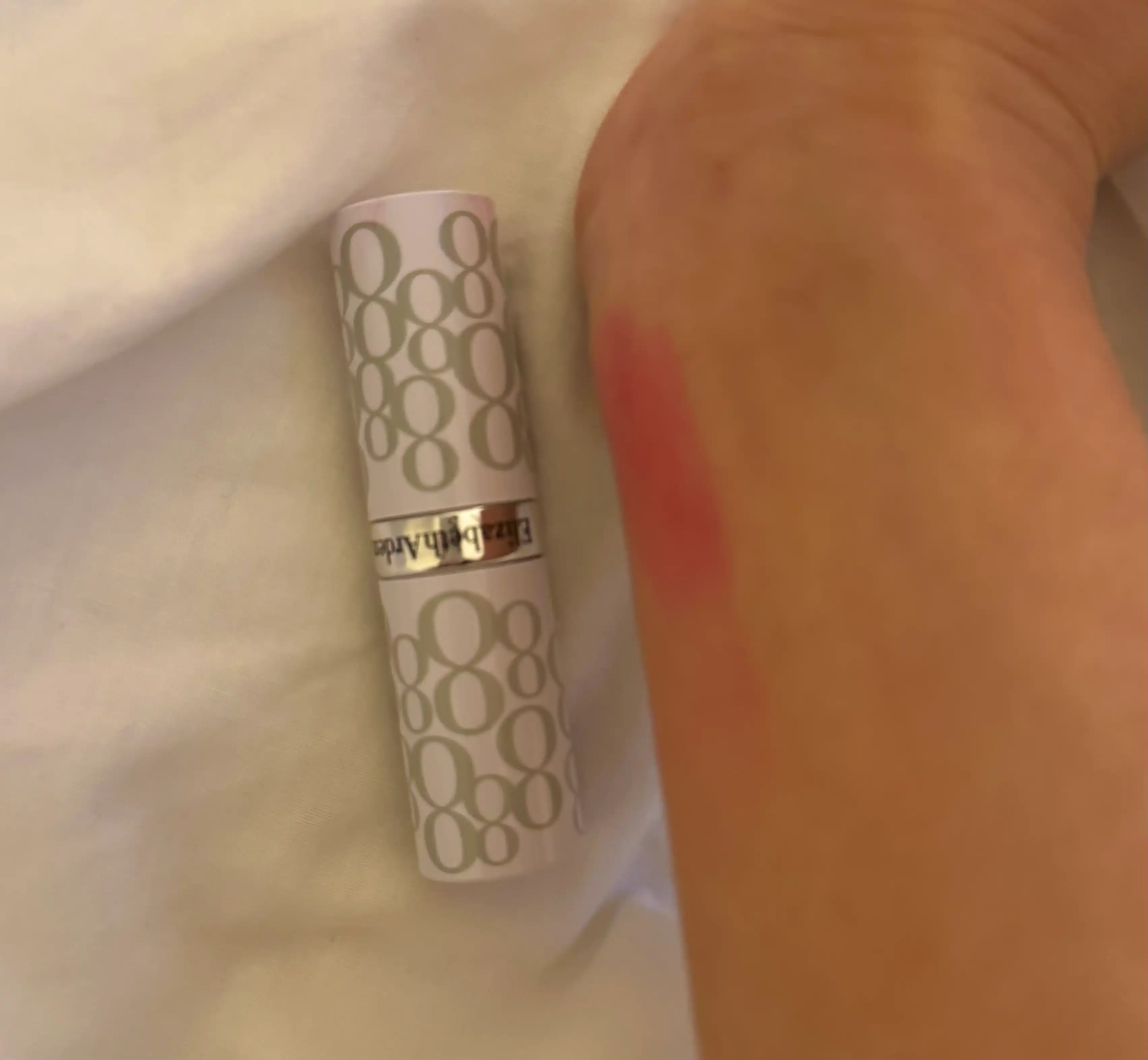 언니의파우치 리뷰 이미지 3 - [에잇아워 크림 립 프로텍턴트 스틱 쉬어 틴트]