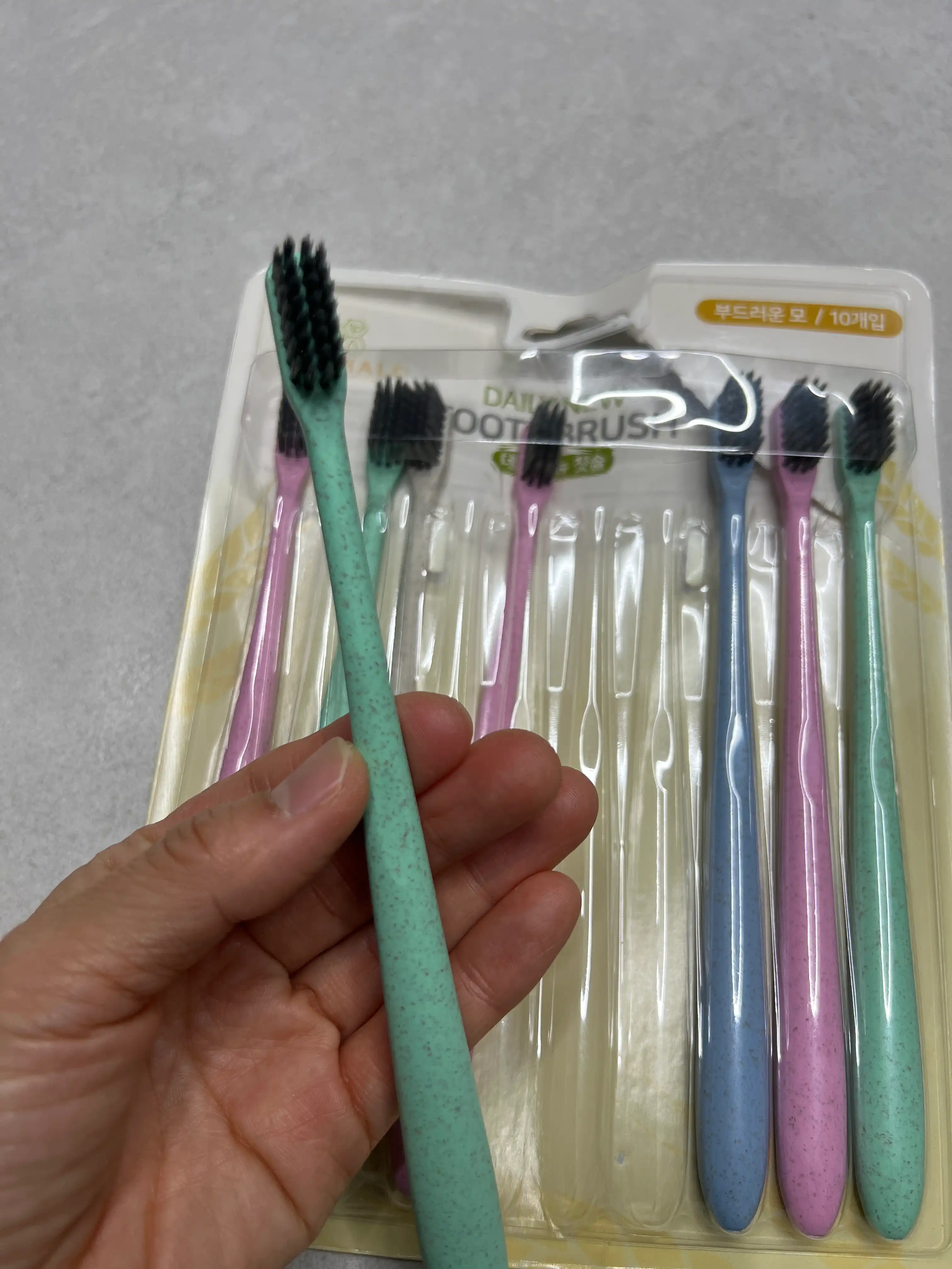 언니의파우치 리뷰 이미지 2 - [데일리뉴 부드러운모 칫솔]