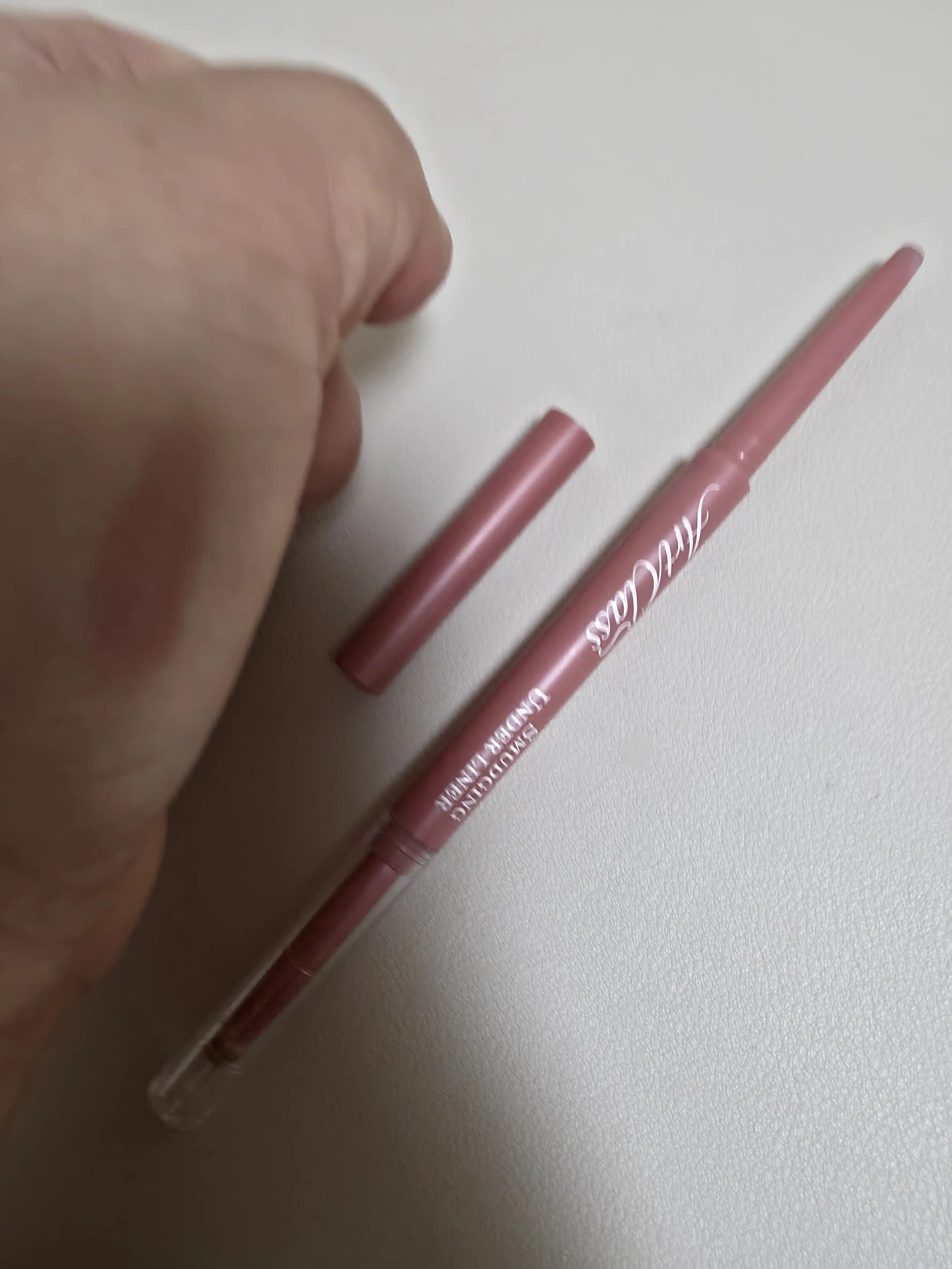 언니의파우치 리뷰 이미지 3 - [스머징 트임 라이너]