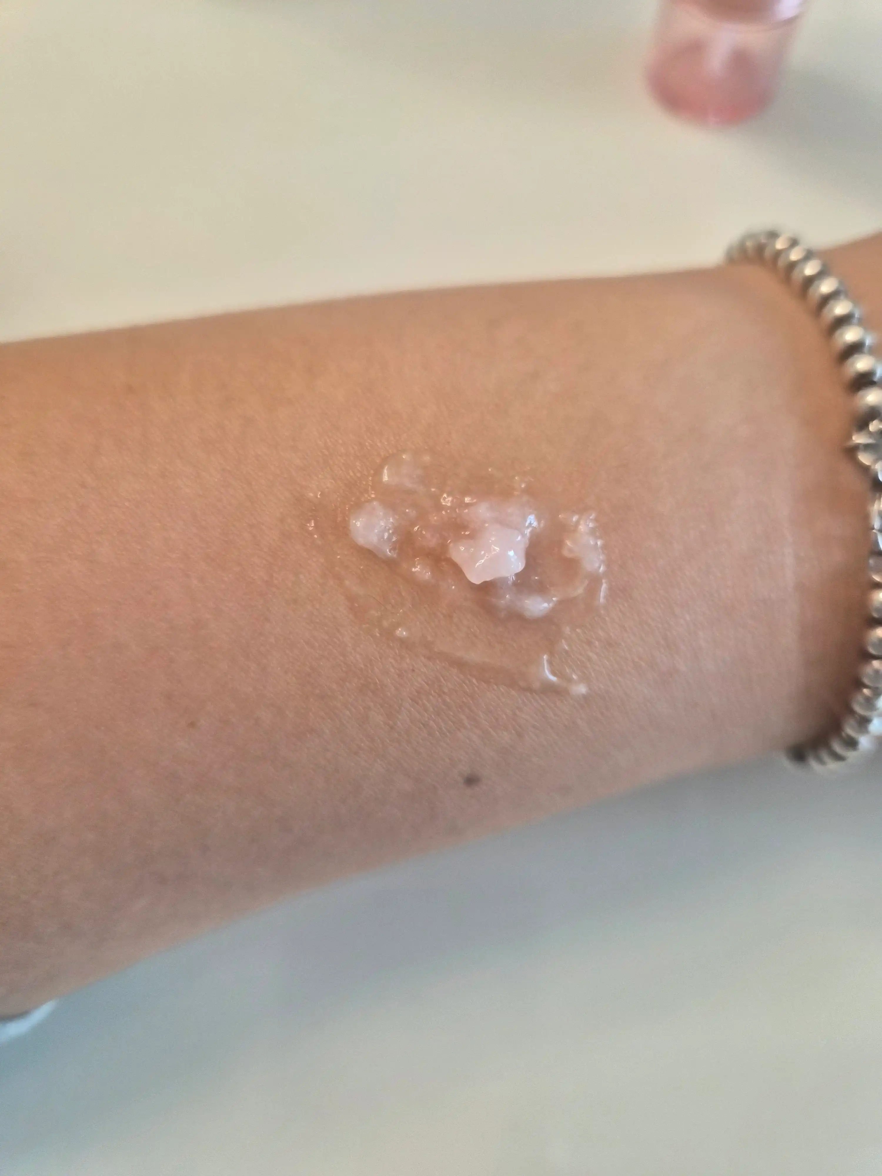 언니의파우치 리뷰 이미지 4 - [마린 캡슐 선세럼 ]