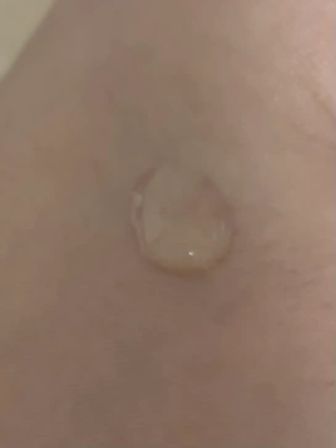 언니의파우치 리뷰 이미지 2 - [히알루론산 워터 플럼핑 수분 세럼]