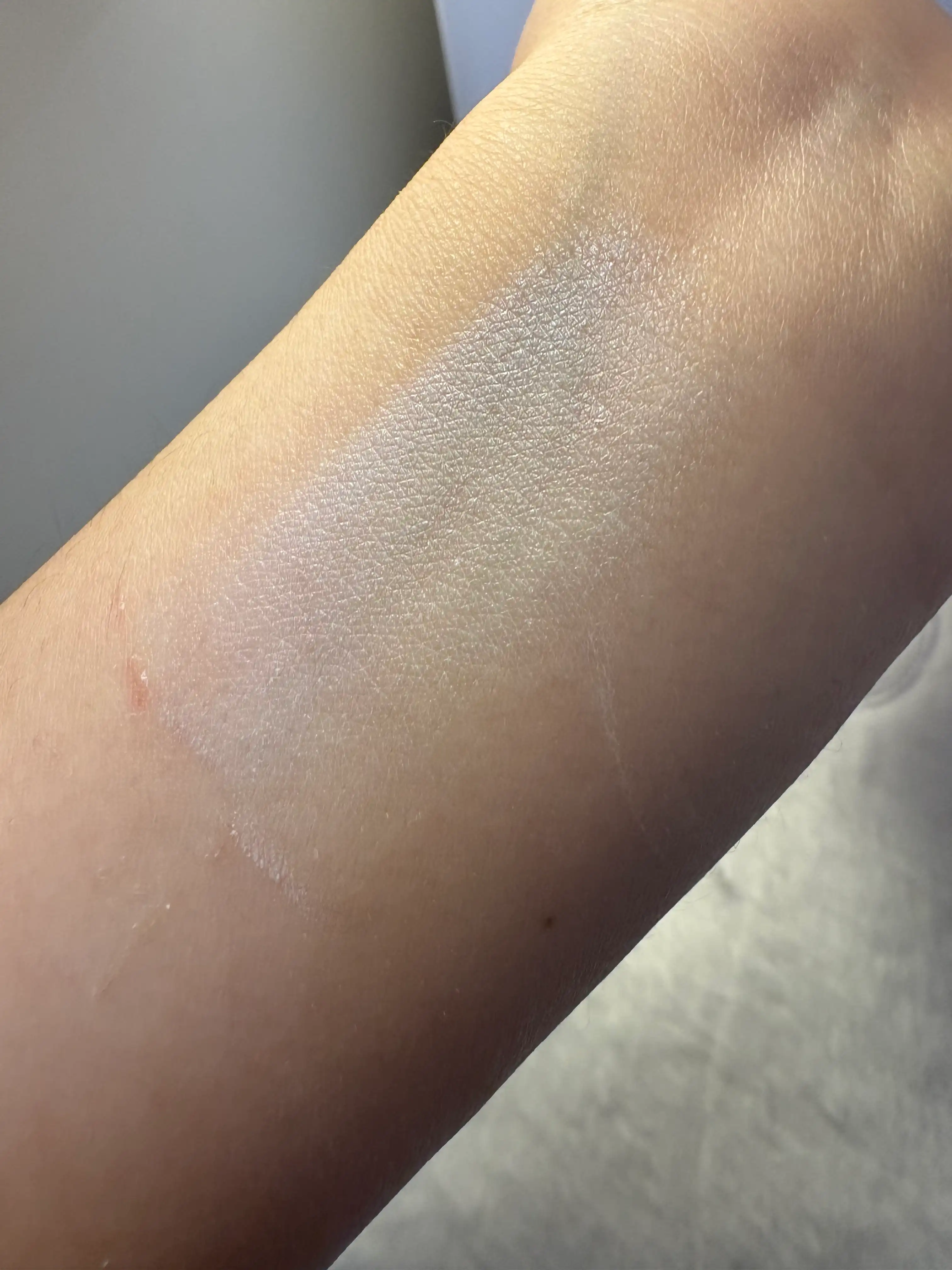 언니의파우치 리뷰 이미지 2 - [톤 스테인 컬러 코렉팅 프라이머]