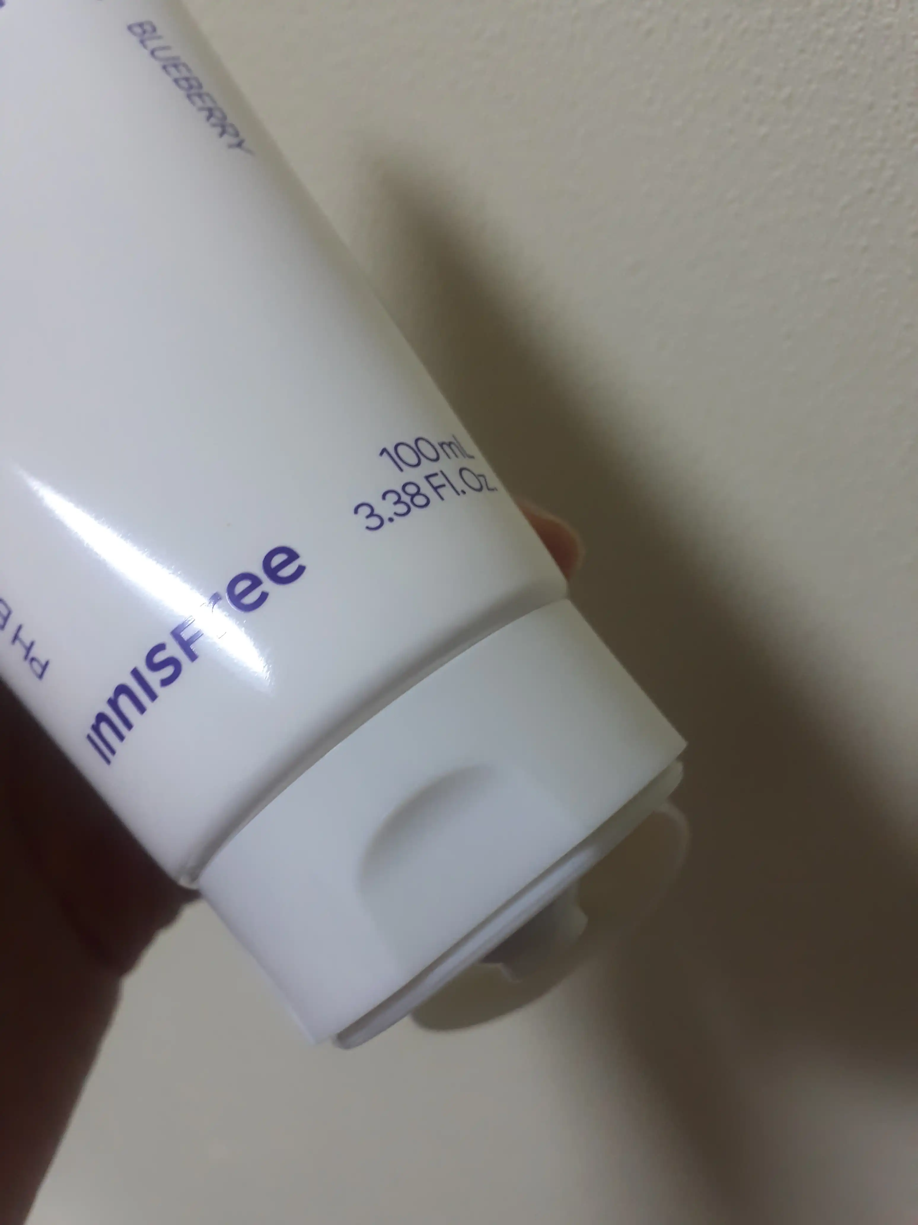 언니의파우치 리뷰 이미지 2 - [블루베리 리밸런싱 5.5 클렌저]