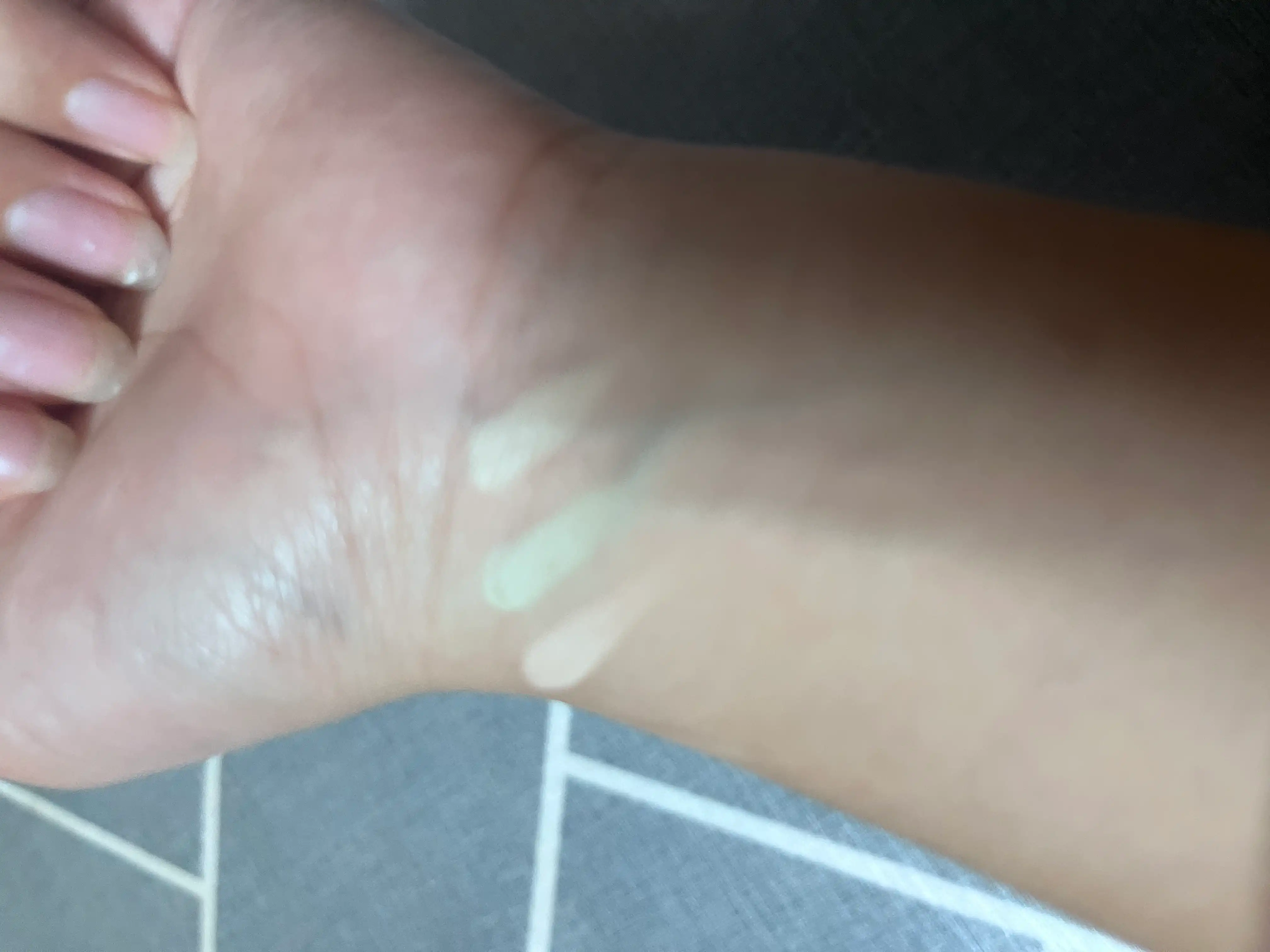 언니의파우치 리뷰 이미지 2 - [커버 퍼펙션 트리플 팟 컨실러]