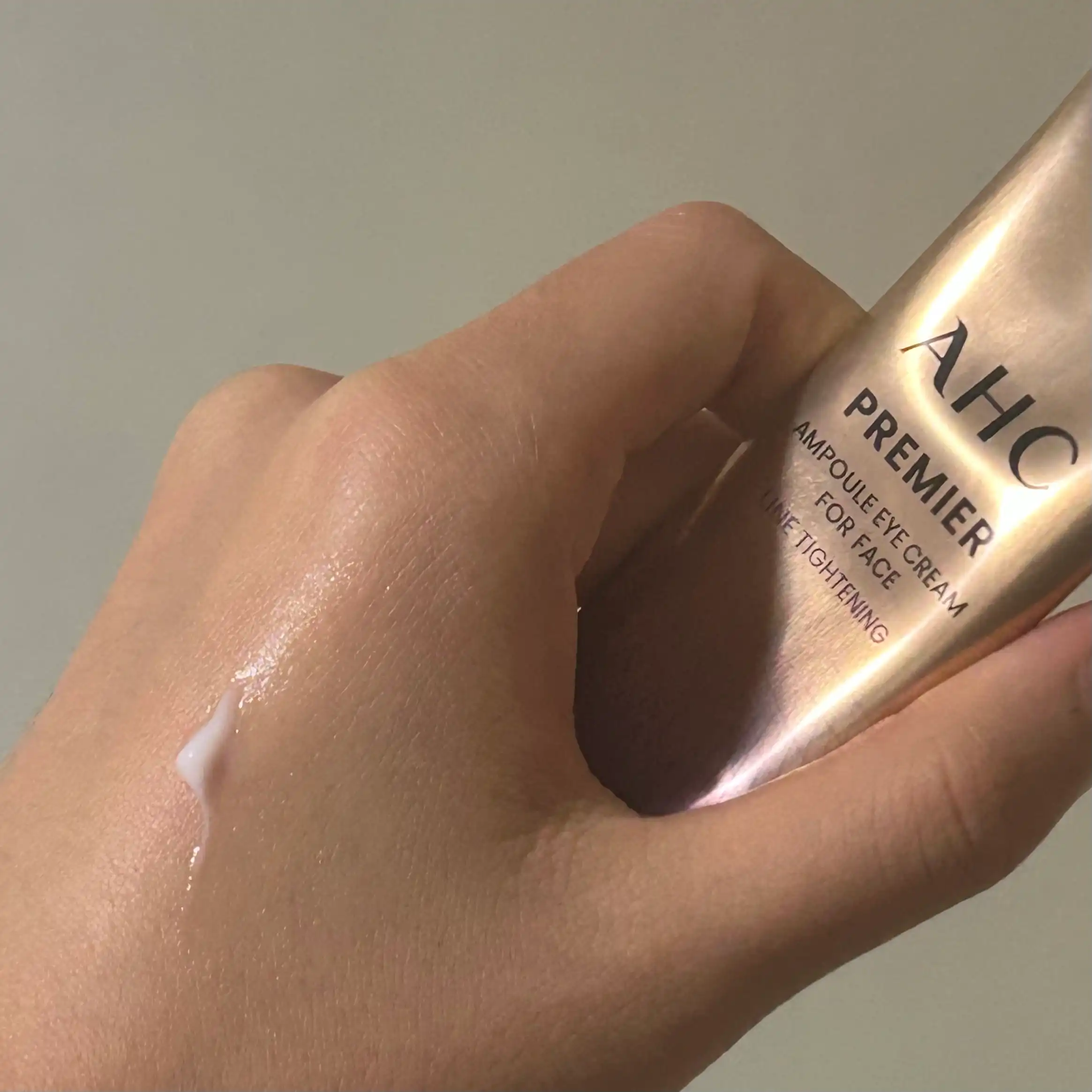 언니의파우치 리뷰 이미지 2 - [프리미어 앰플 아이크림 포 페이스 라인 타이트닝]