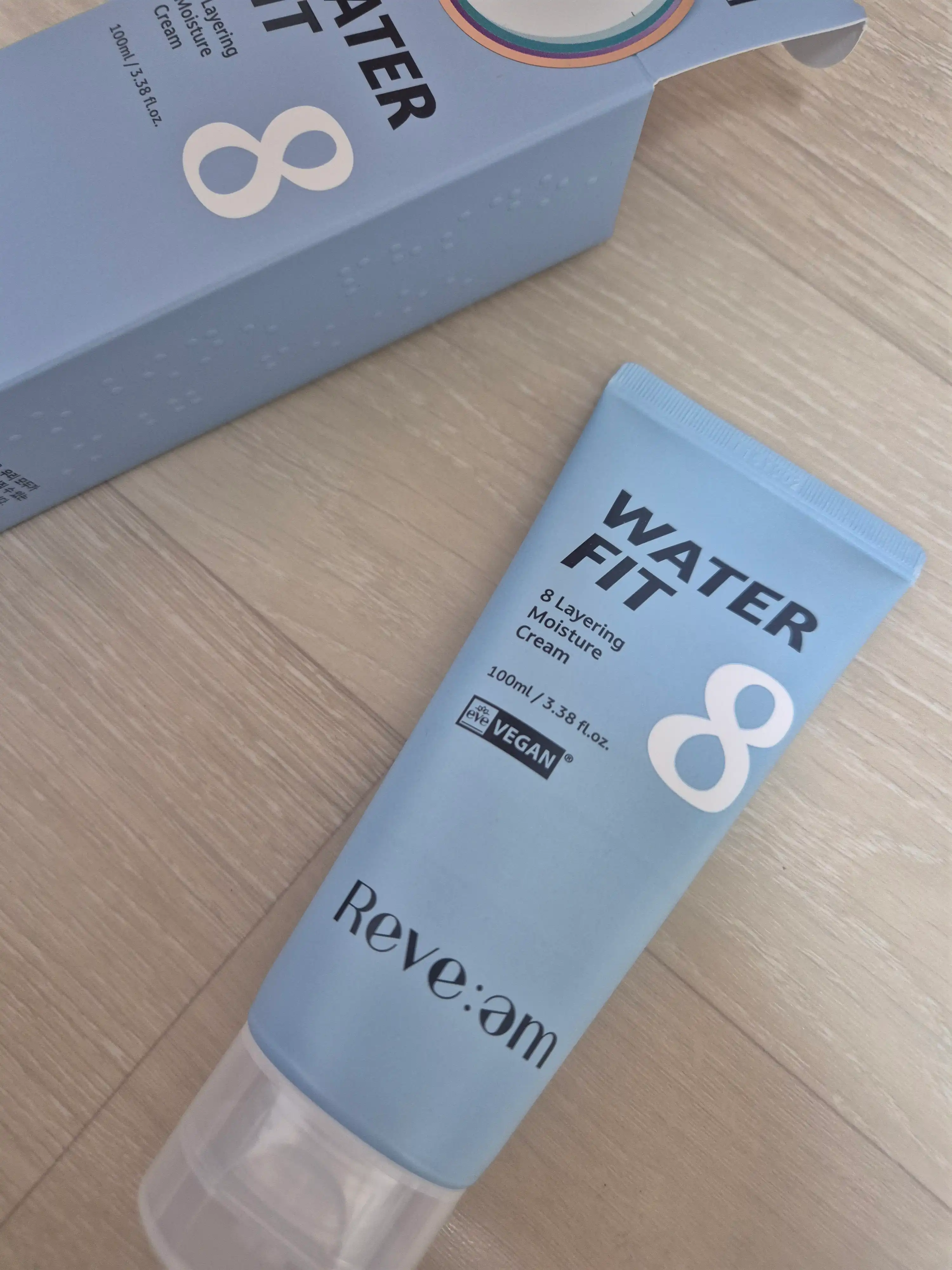 언니의파우치 리뷰 이미지 2 - [워터핏 8중 수분착붙 크림]