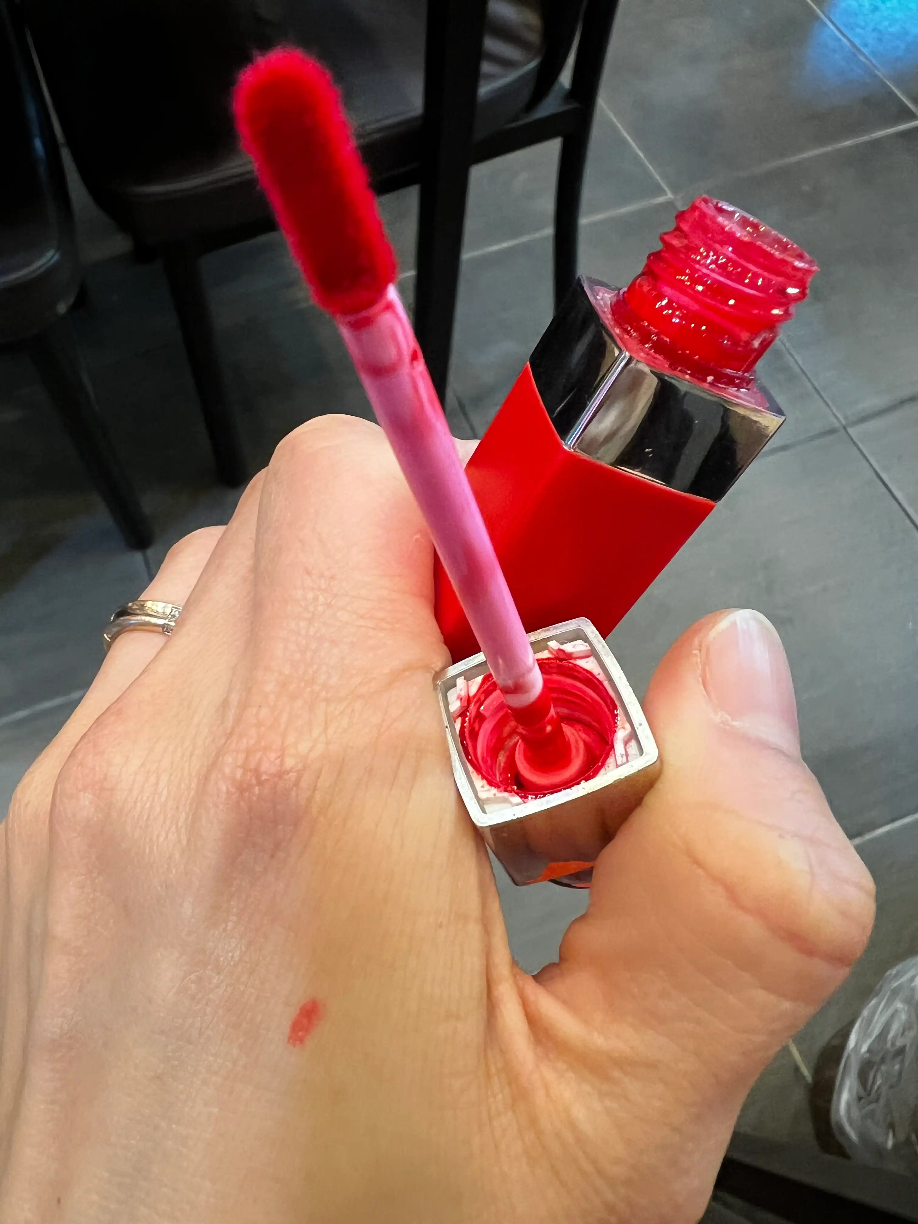 언니의파우치 리뷰 이미지 3 - [어딕트 립 틴트]