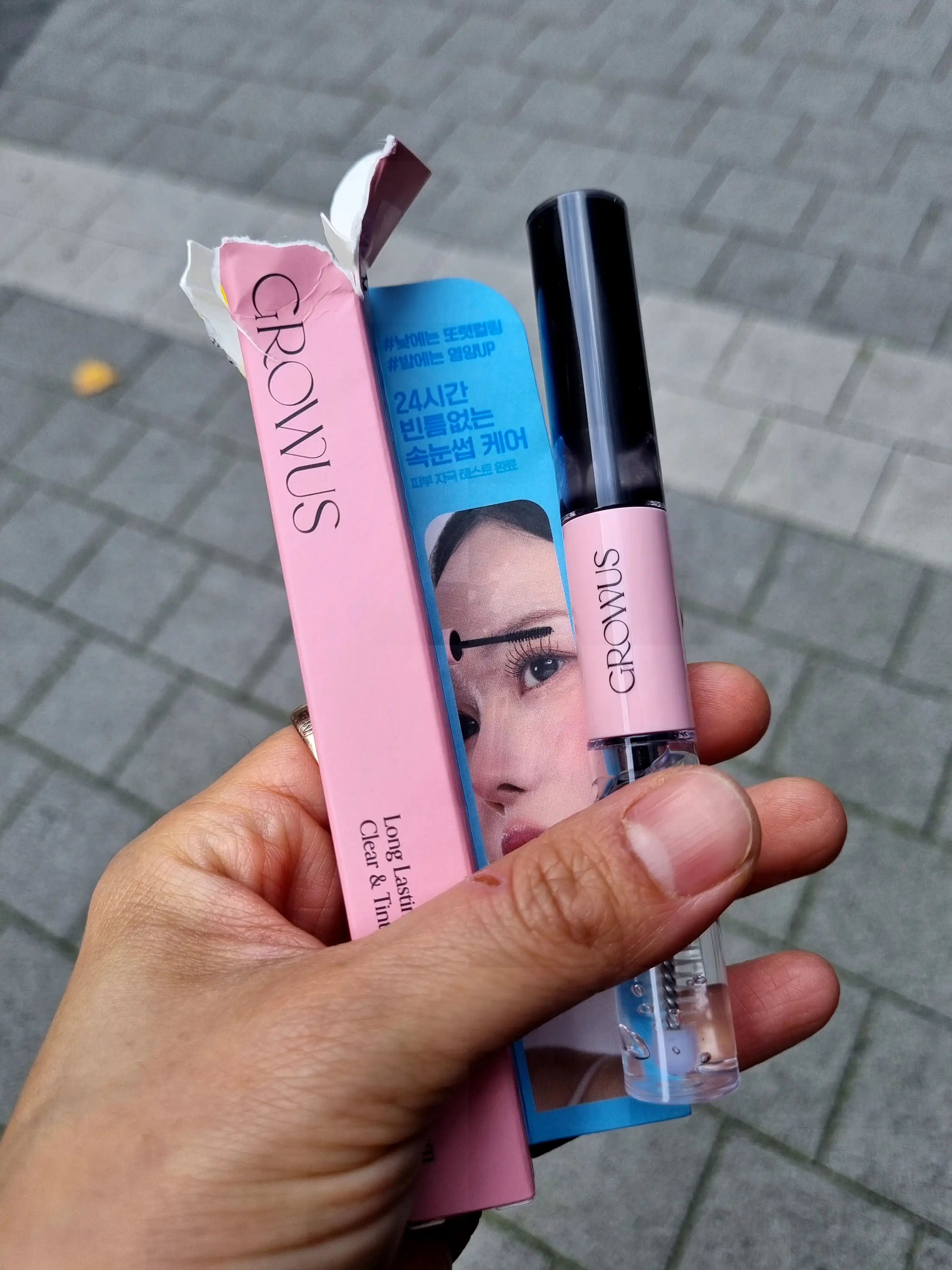 언니의파우치 리뷰 이미지 - [롱 래스팅 클리어앤틴팅 2 in 1 아이래쉬 세럼]