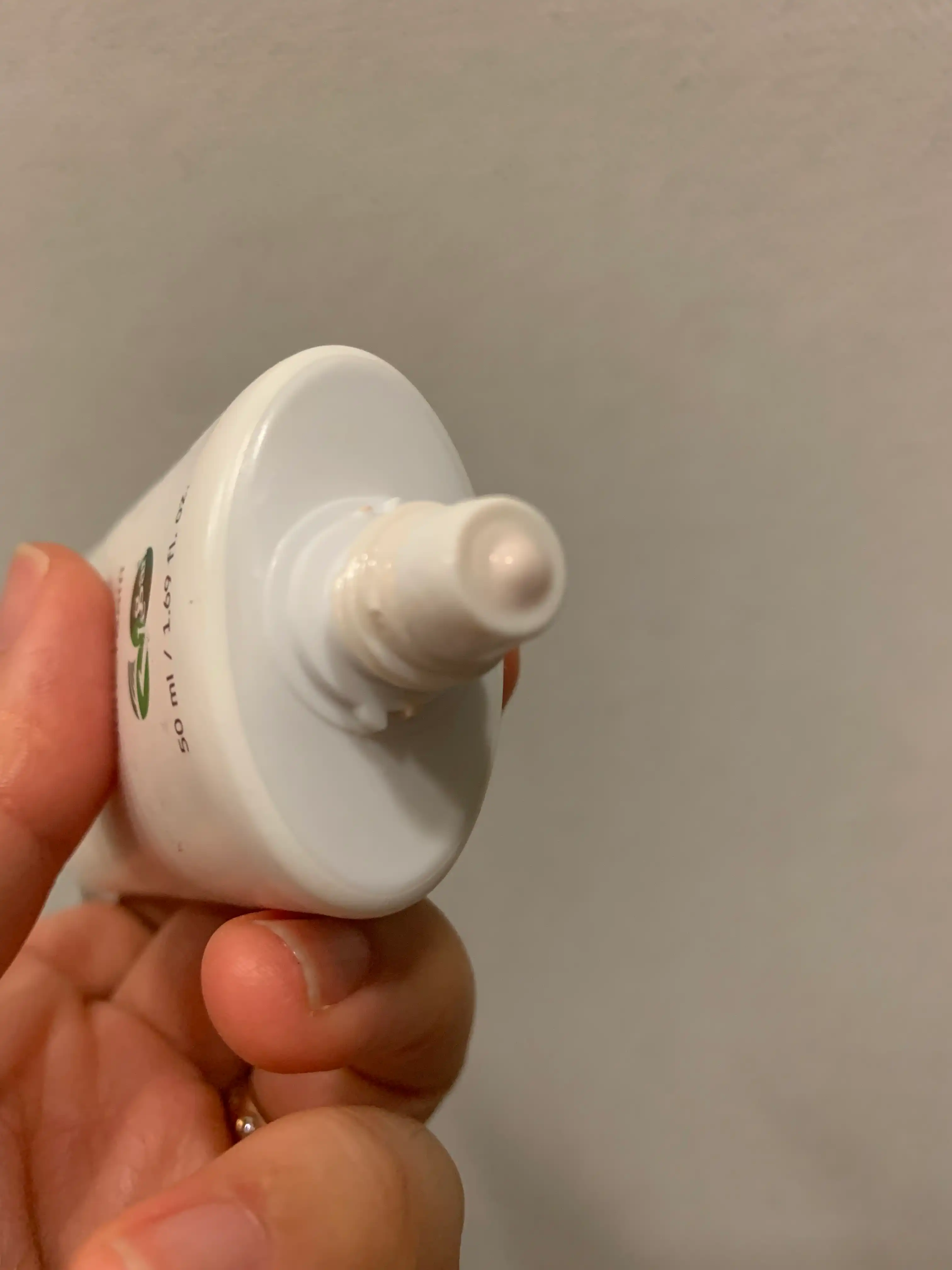 언니의파우치 리뷰 이미지 3 - [무기자차 자작나무 톤업 수분 선크림]