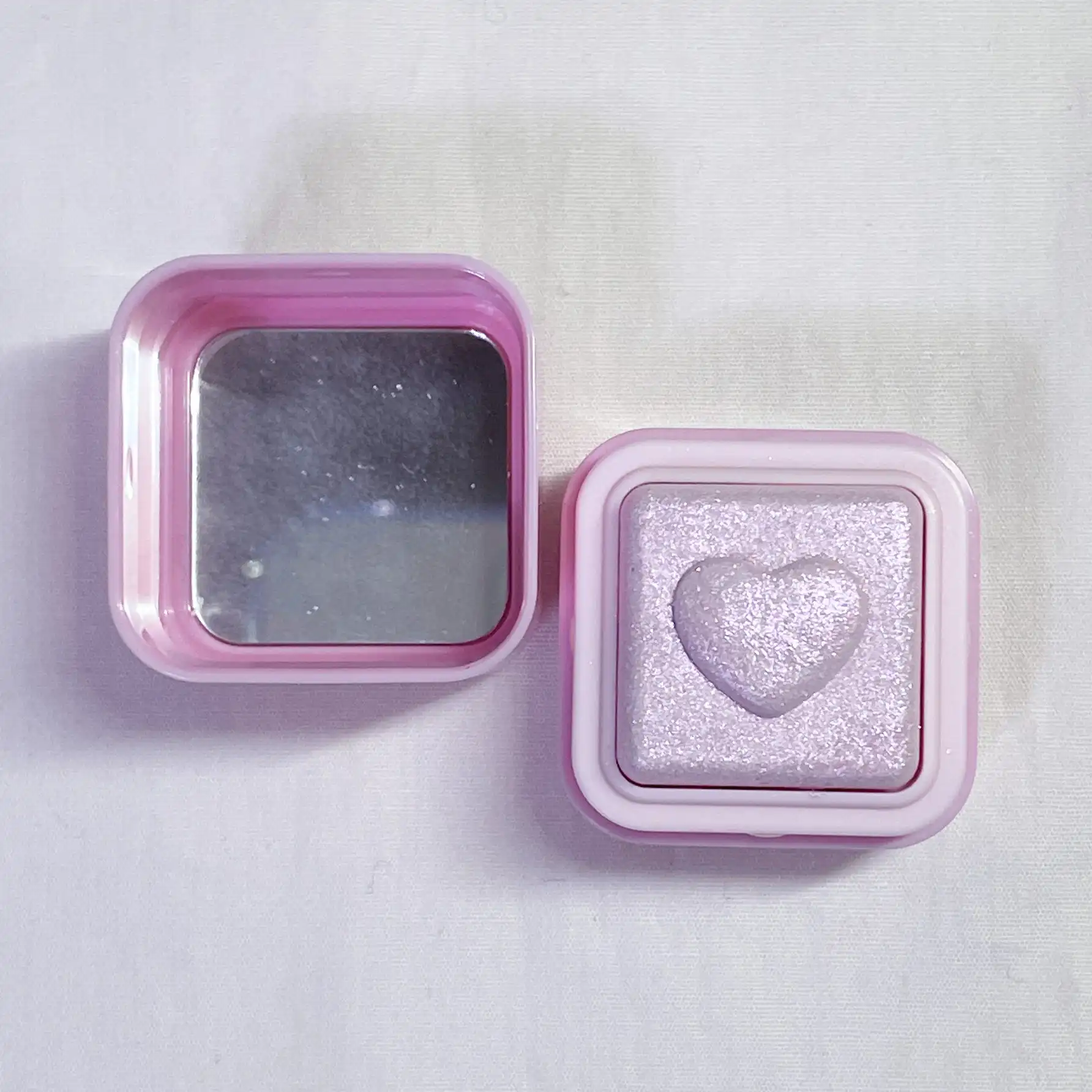 언니의파우치 리뷰 이미지 - [밀크 영롱 하트라이터]