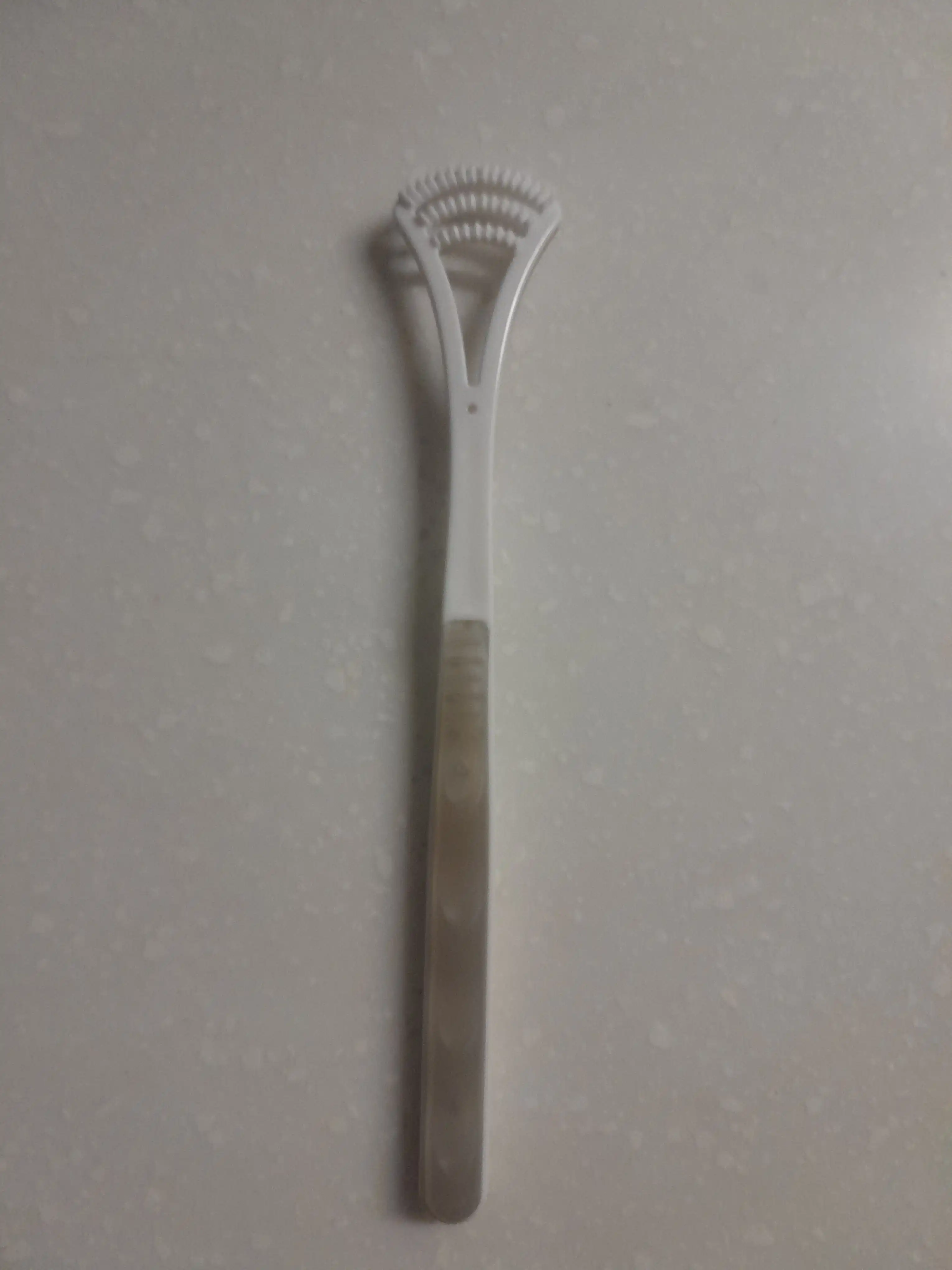 언니의파우치 리뷰 이미지 2 - [3중 돌기 혀클리너]