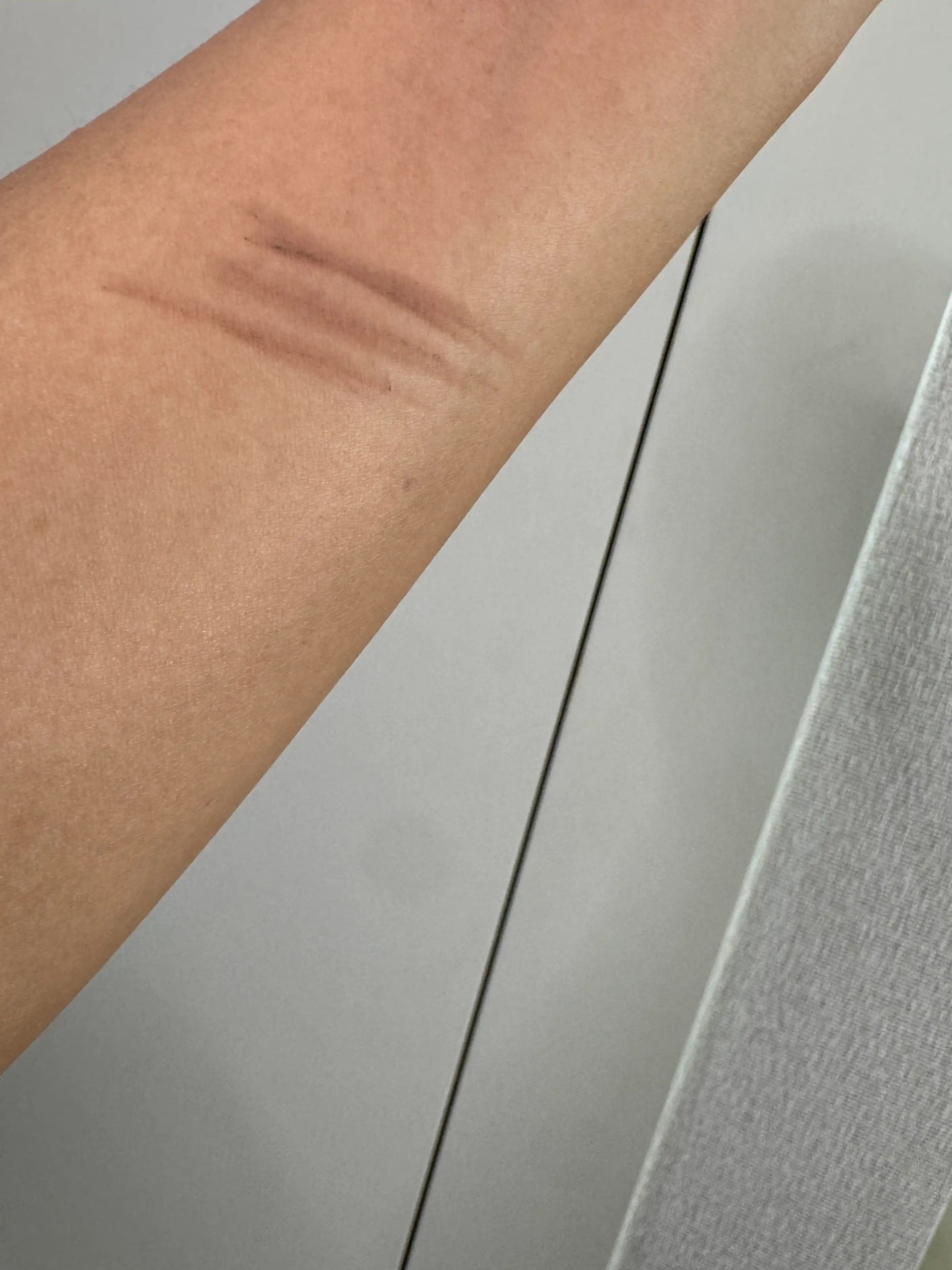 언니의파우치 리뷰 이미지 3 - [내추럴 하드 브로우 펜슬]