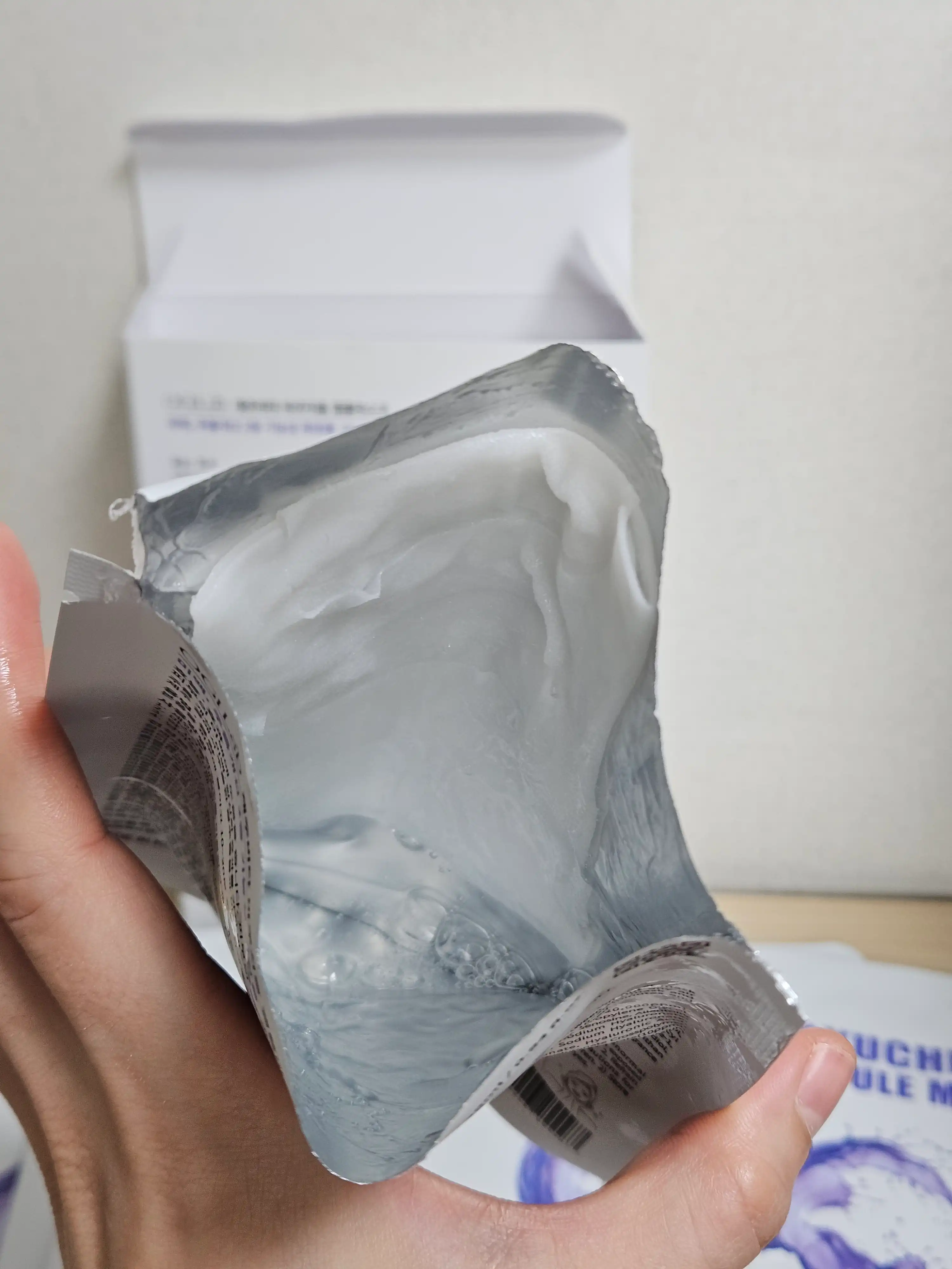 언니의파우치 리뷰 이미지 4 - [제주비타 바쿠치올 앰플 마스크]