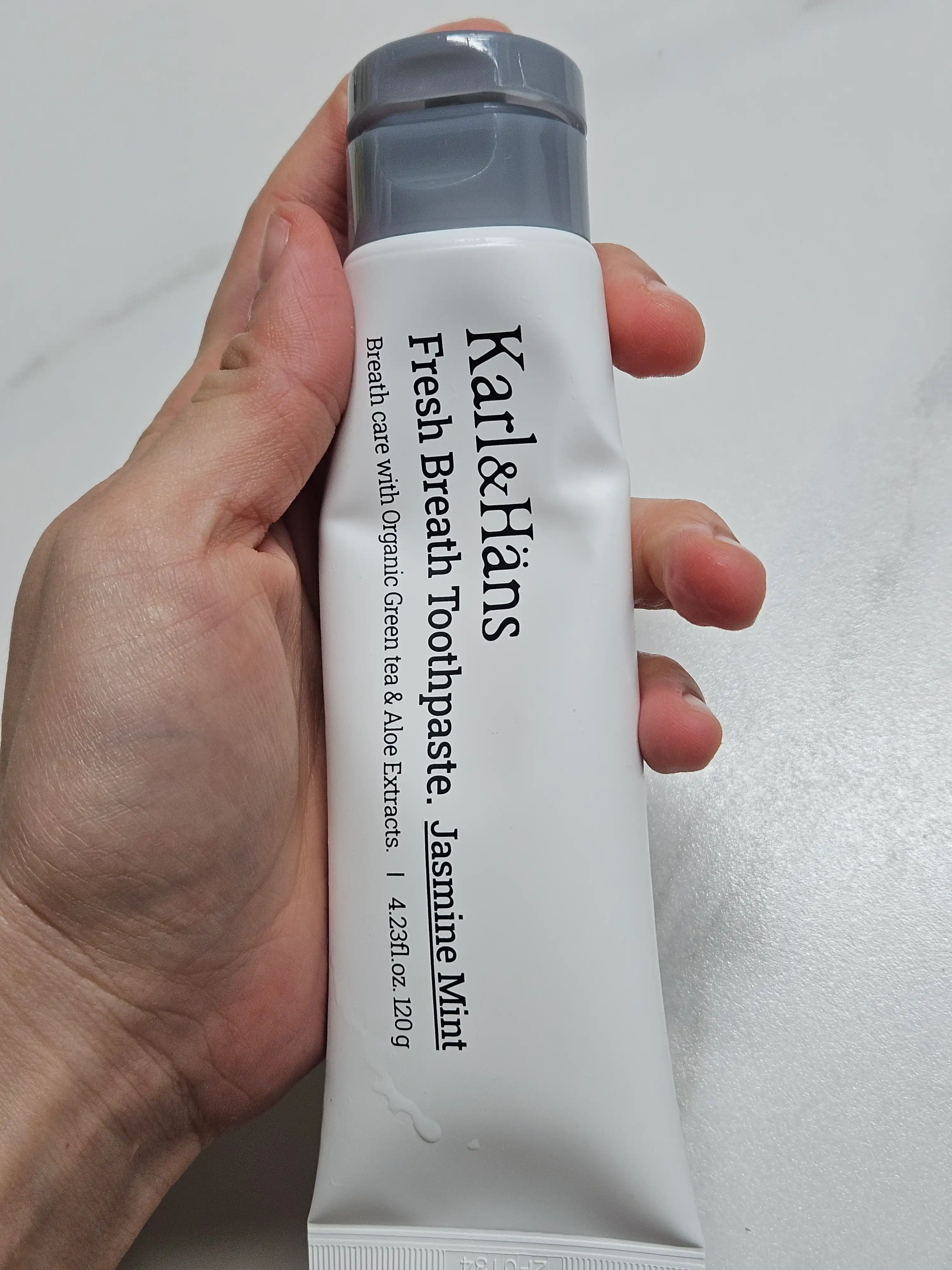 언니의파우치 리뷰 이미지 2 - [프레시 브레스 자스민 민트 치약]