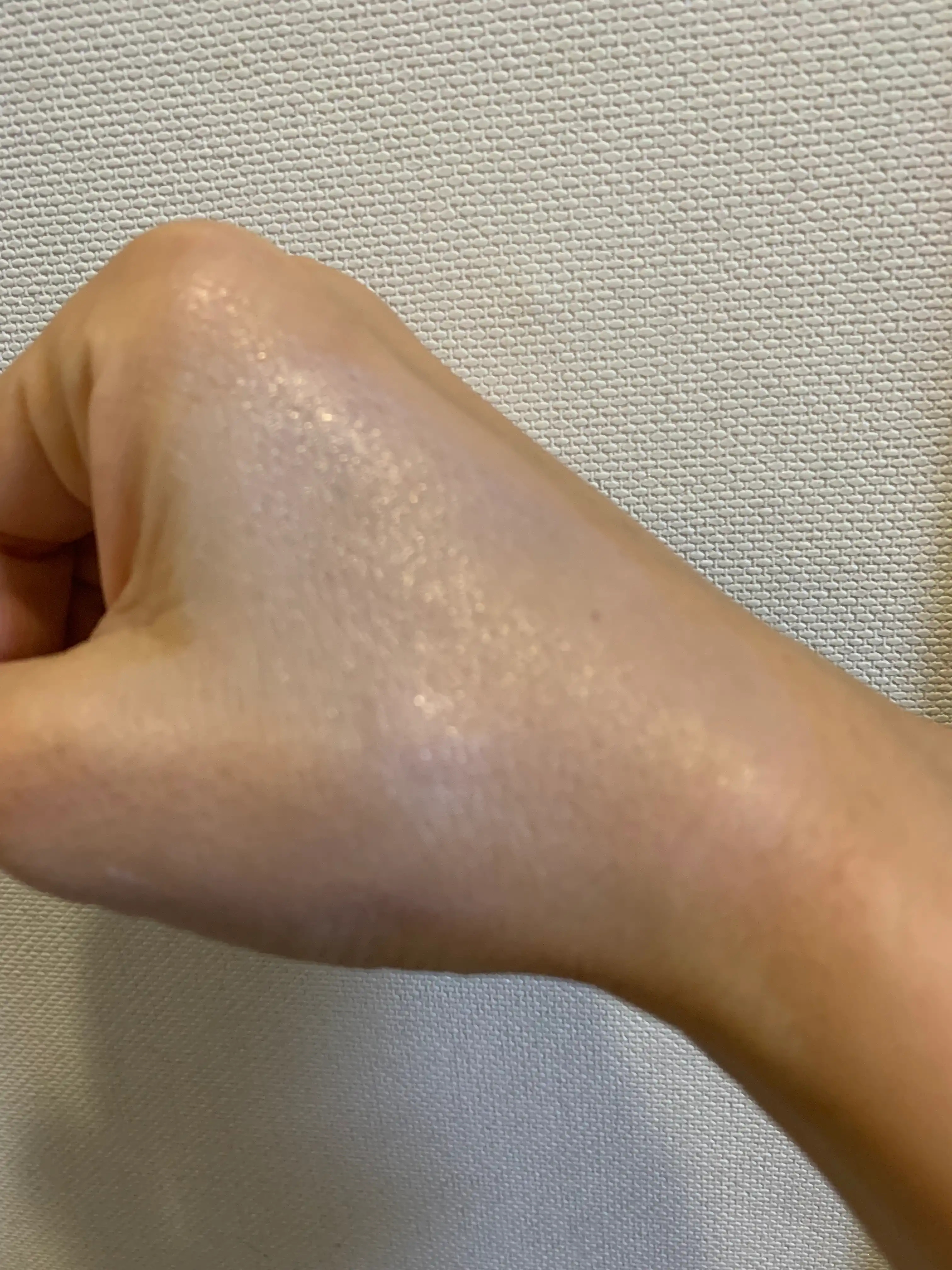 언니의파우치 리뷰 이미지 4 - [무기자차 자작나무 톤업 수분 선크림]