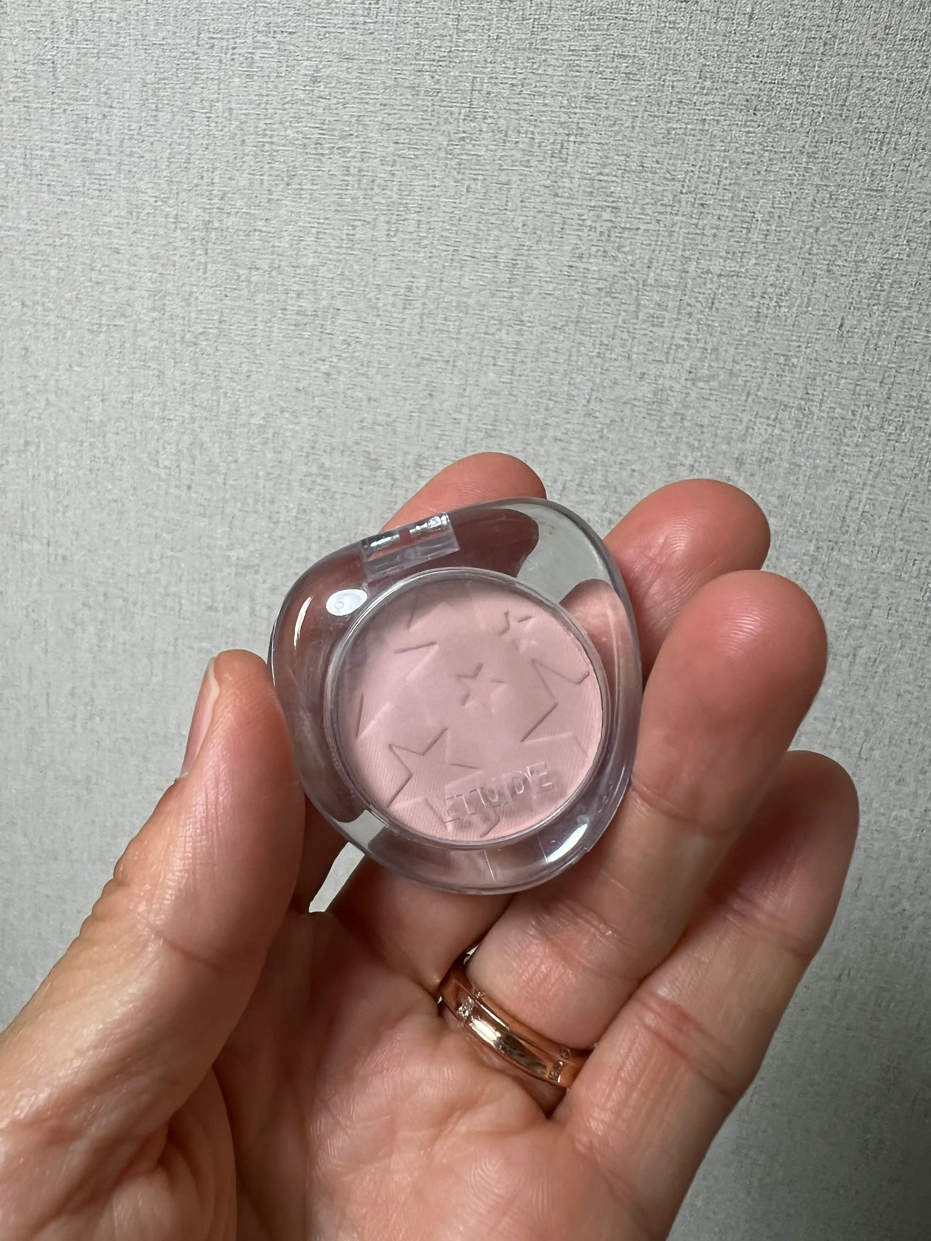 언니의파우치 리뷰 이미지 - [왓츠 인 마이 아이즈]