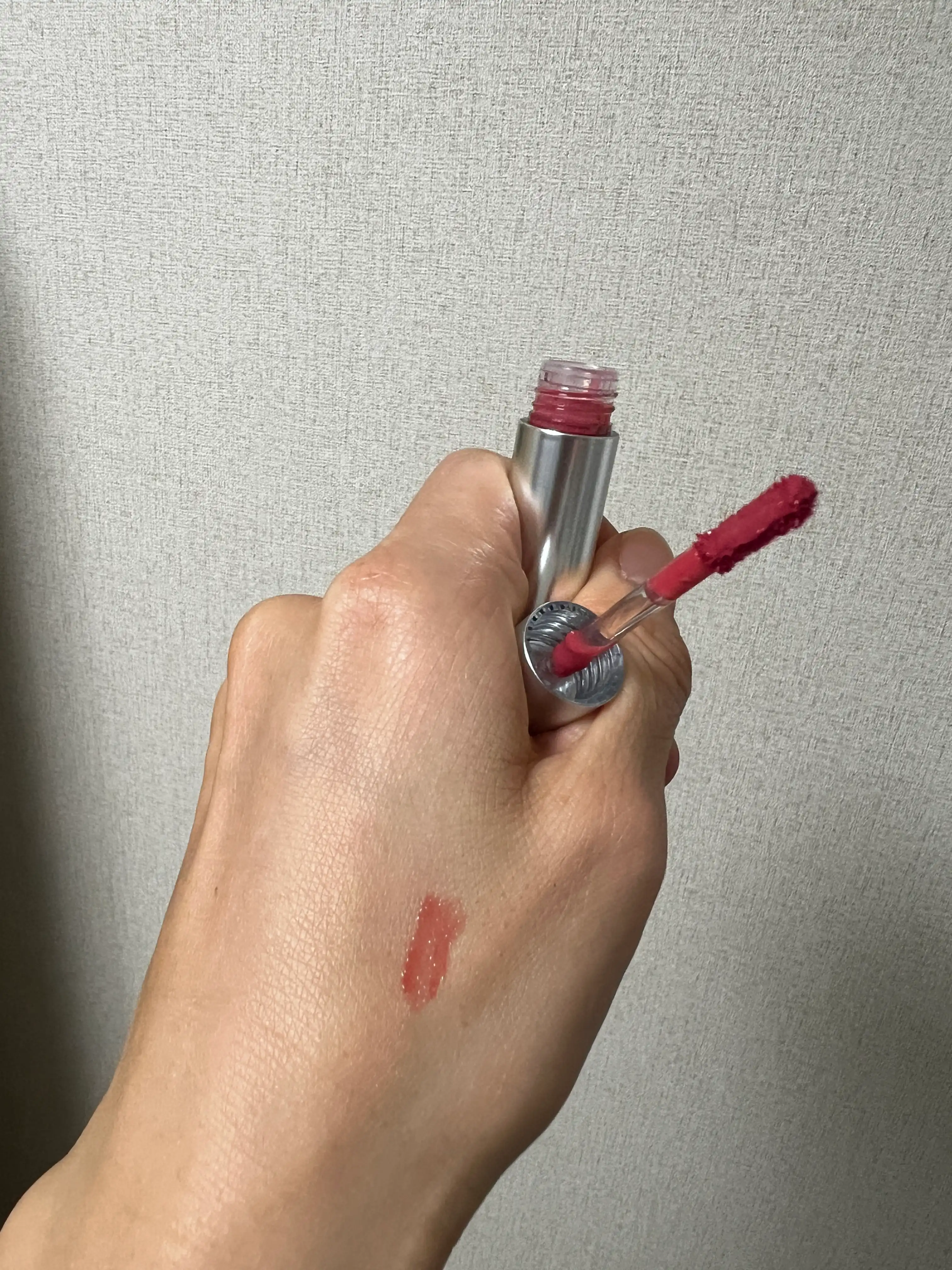 언니의파우치 리뷰 이미지 3 - [도트 온 무드 원 웨이 글로이 틴트]