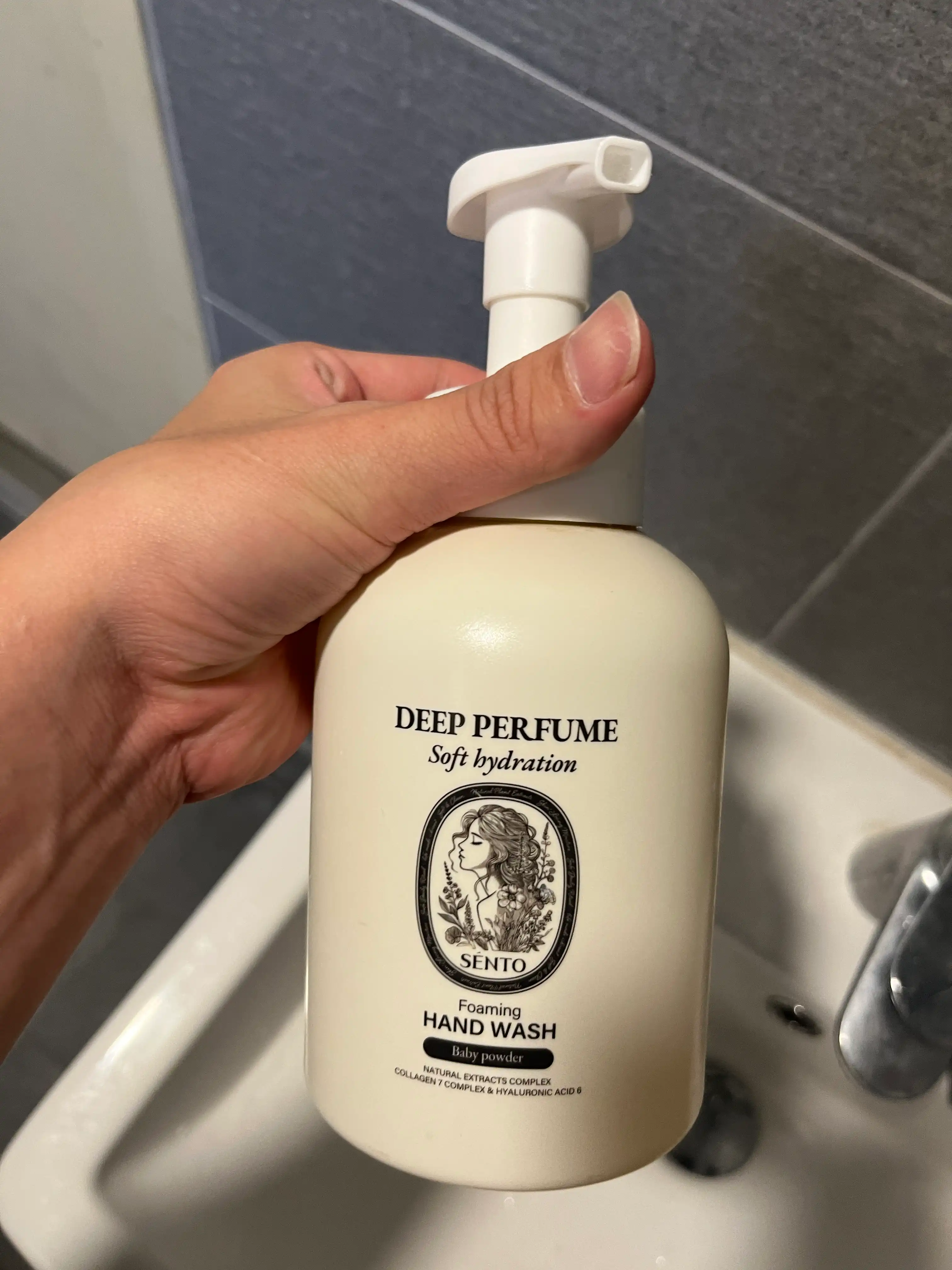 언니의파우치 리뷰 이미지 - [딥퍼퓸 포밍 핸드워시 베이비파우더향]