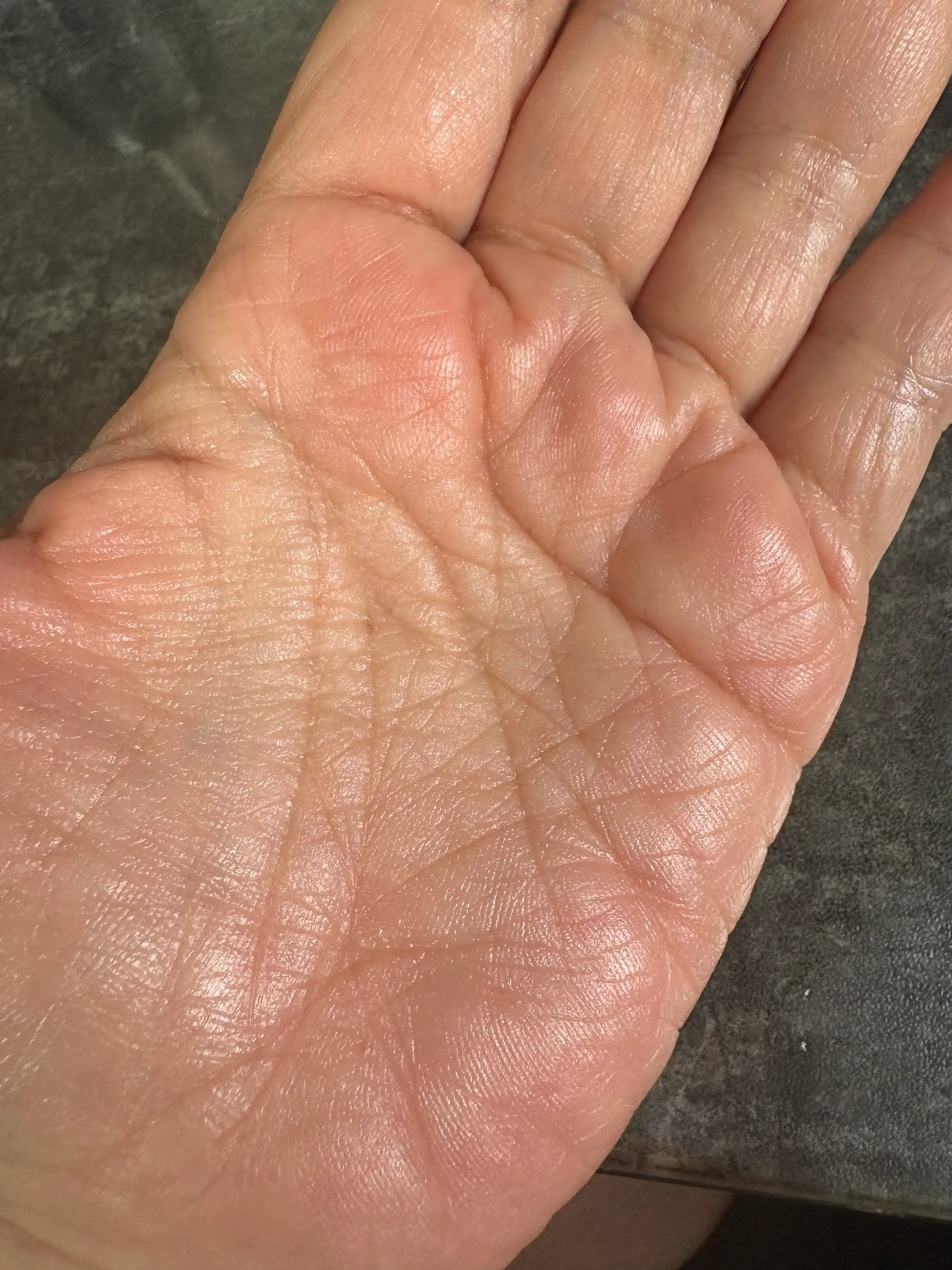 언니의파우치 리뷰 이미지 2 - [님프 광채 볼류머]