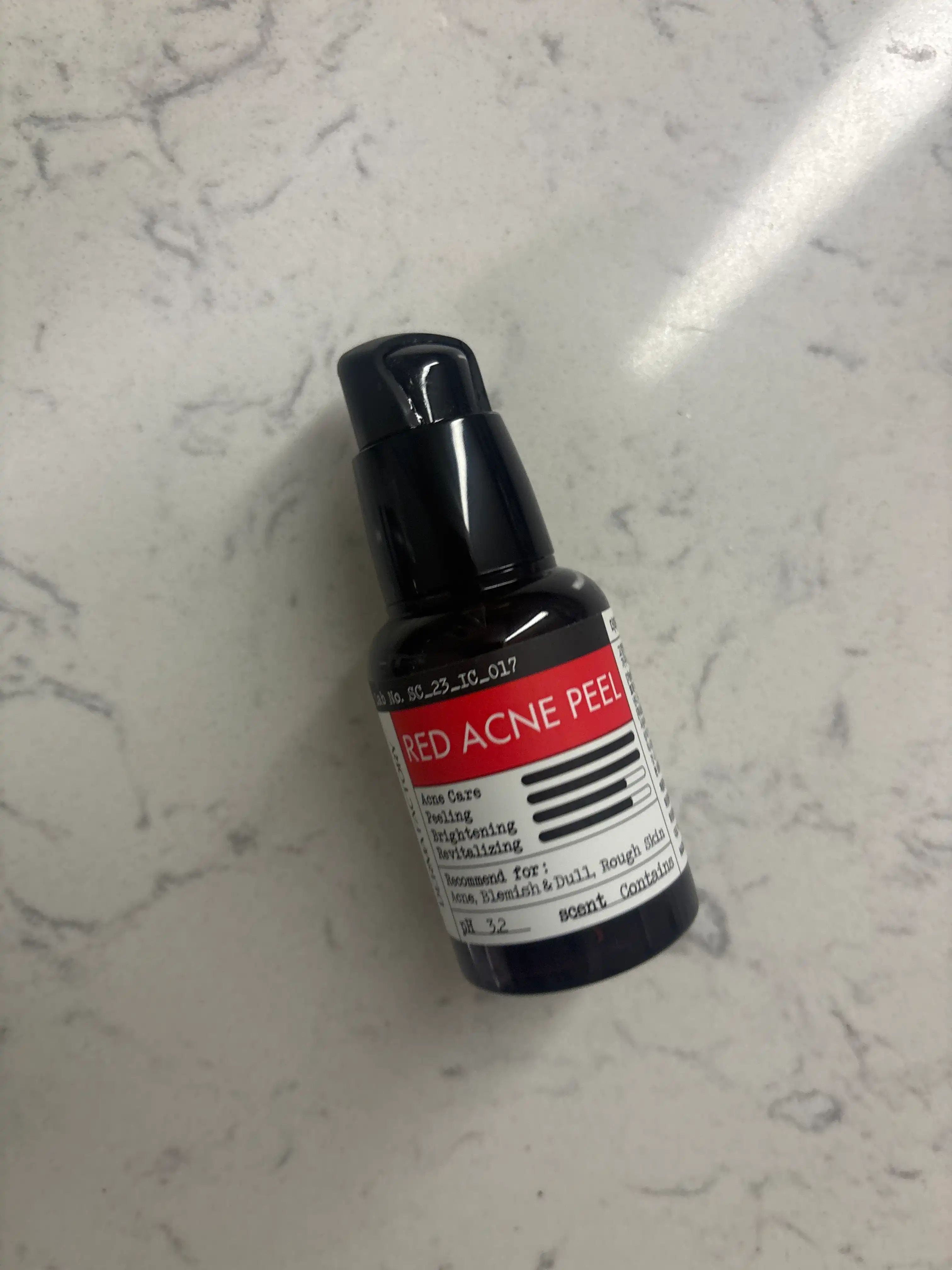 언니의파우치 리뷰 이미지 - [레드 아크네 필]