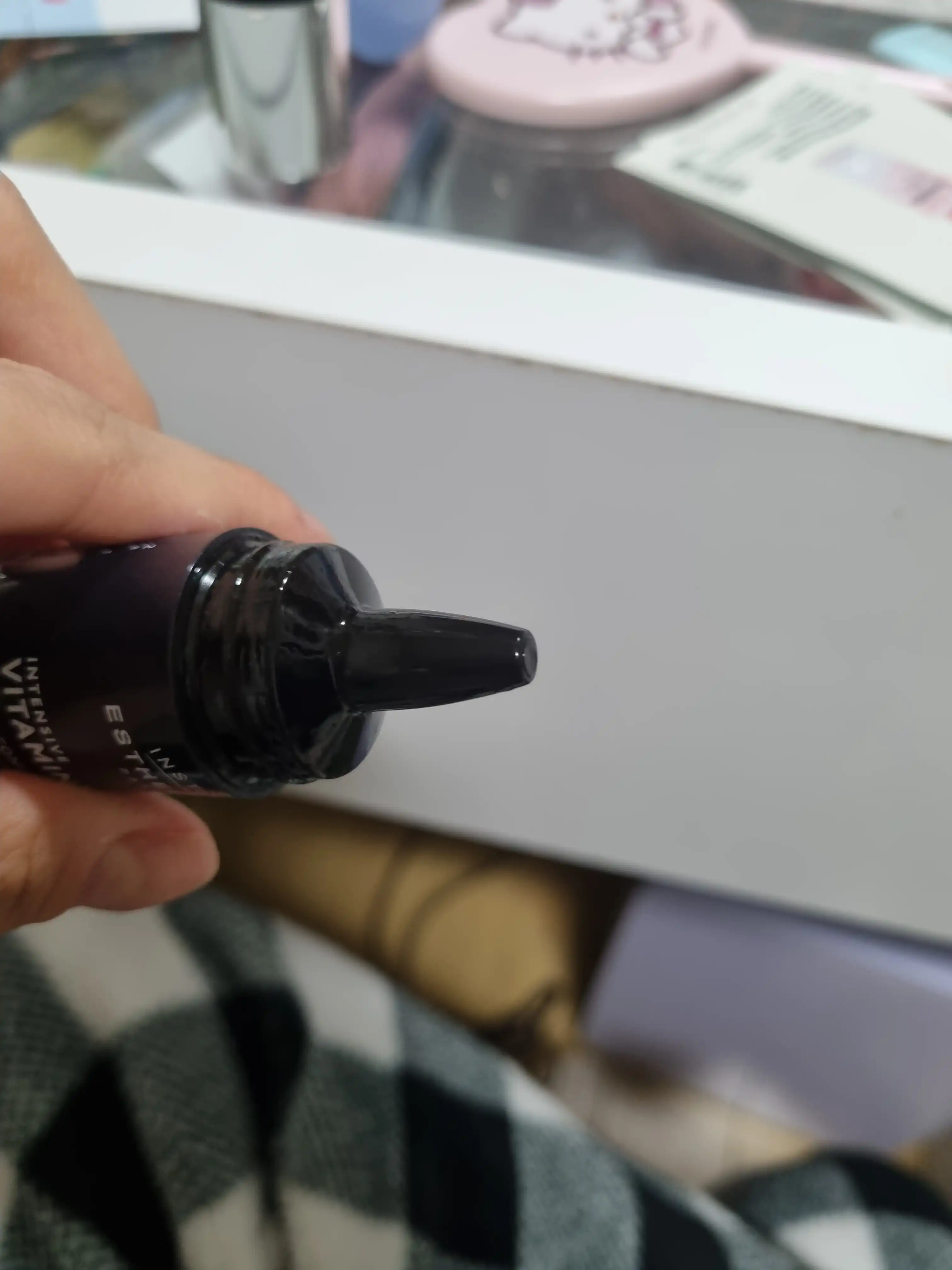 언니의파우치 리뷰 이미지 4 - [비타민 C2 미백 앰플]