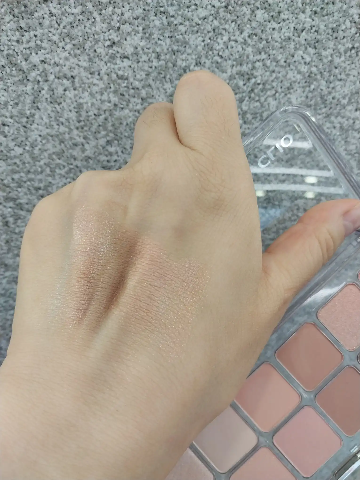 언니의파우치 리뷰 이미지 4 - [프로 아이 팔레트 에어]