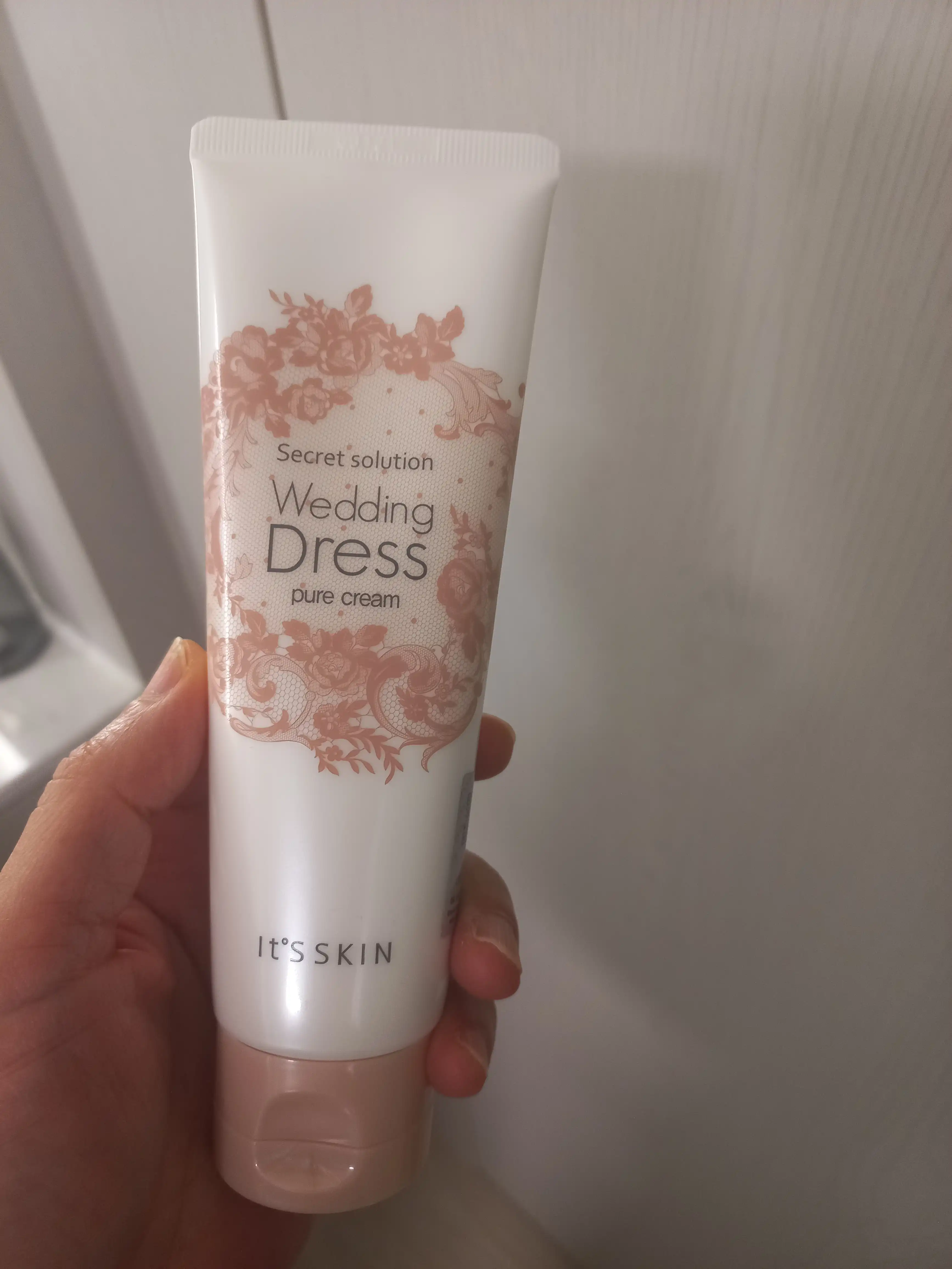 시크릿 솔루션 웨딩 드레스 퓨어 크림