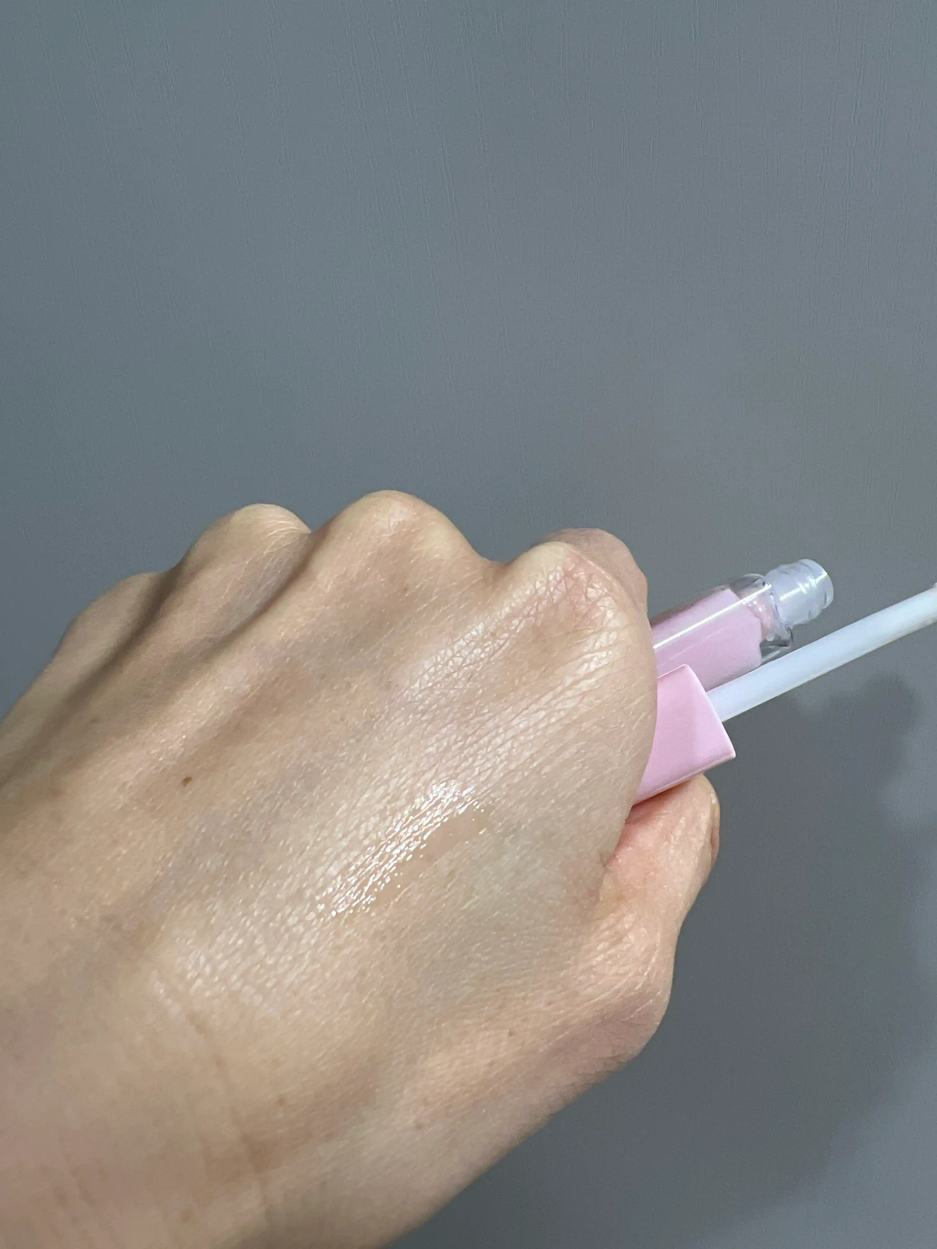 언니의파우치 리뷰 이미지 4 - [퓨어 컬러 엔비 립 리페어 포션]