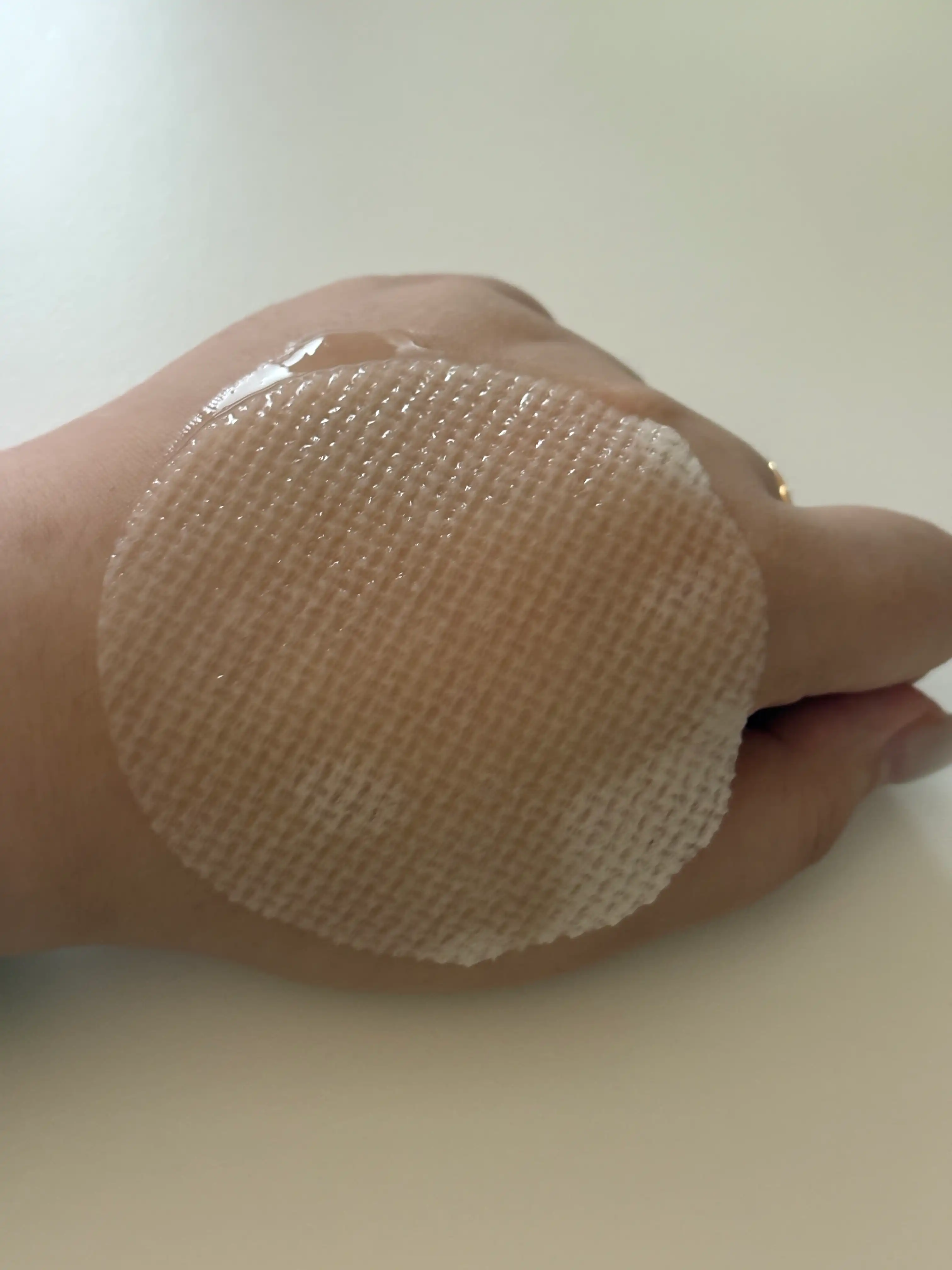 언니의파우치 리뷰 이미지 3 - [어성초 흔적 에센스 패드 클리어터치]