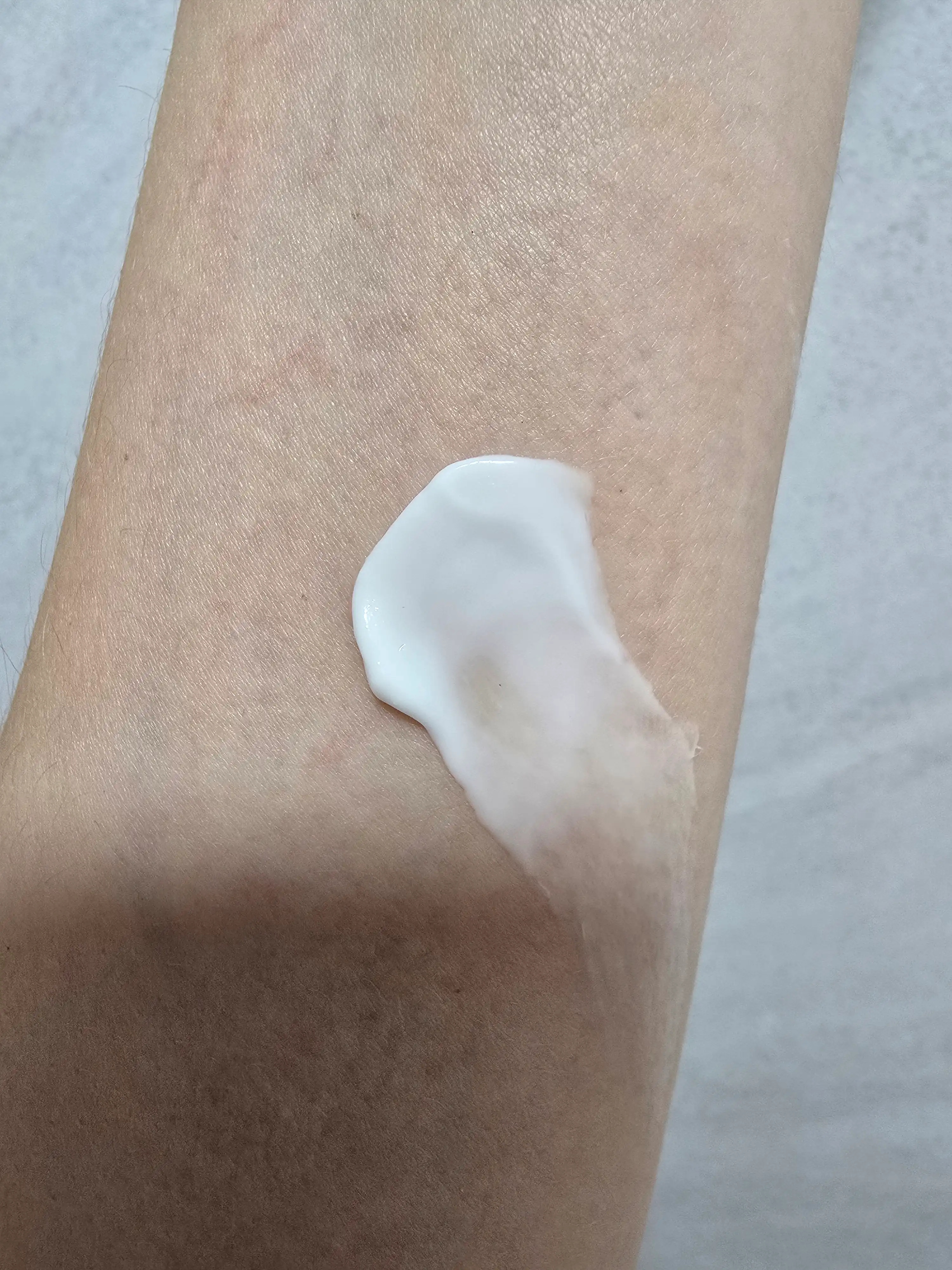 언니의파우치 리뷰 이미지 3 - [하이알루론 필러 데이 크림]