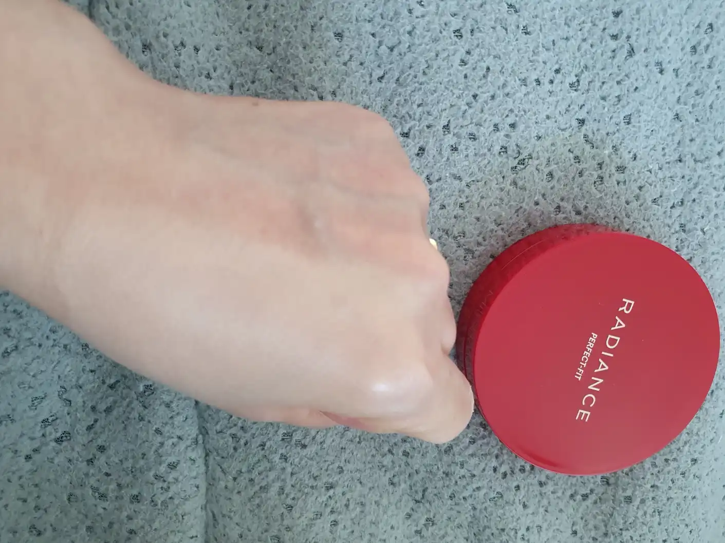 언니의파우치 리뷰 이미지 3 - [래디언스 퍼펙트핏 쿠션]