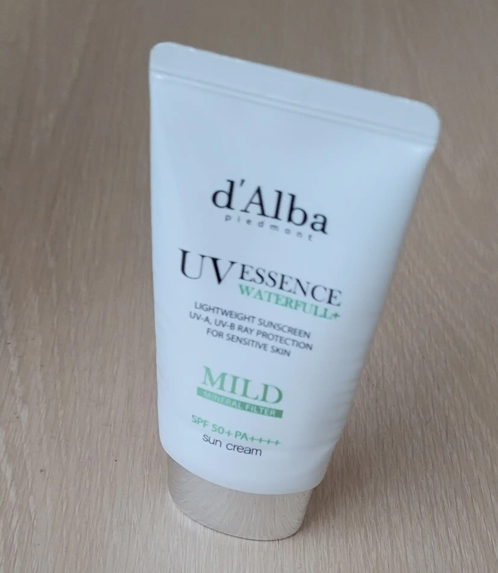 언니의파우치 리뷰 이미지 - [워터풀 마일드 선크림]