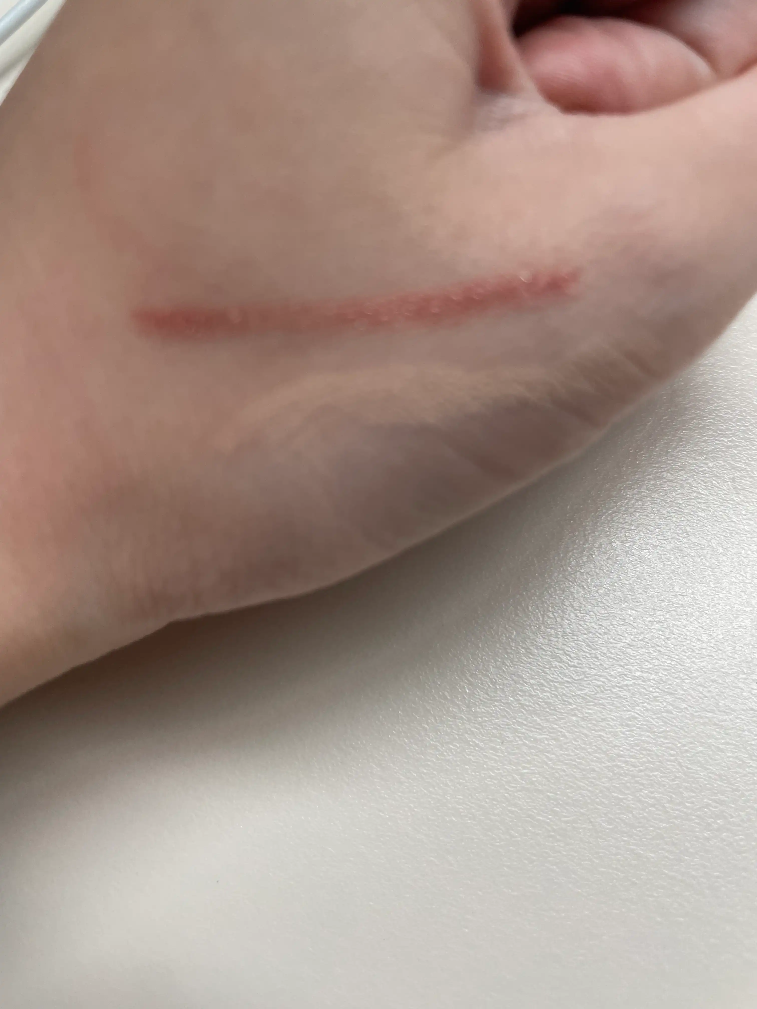 언니의파우치 리뷰 이미지 2 - [올인원 애교살 메이커]