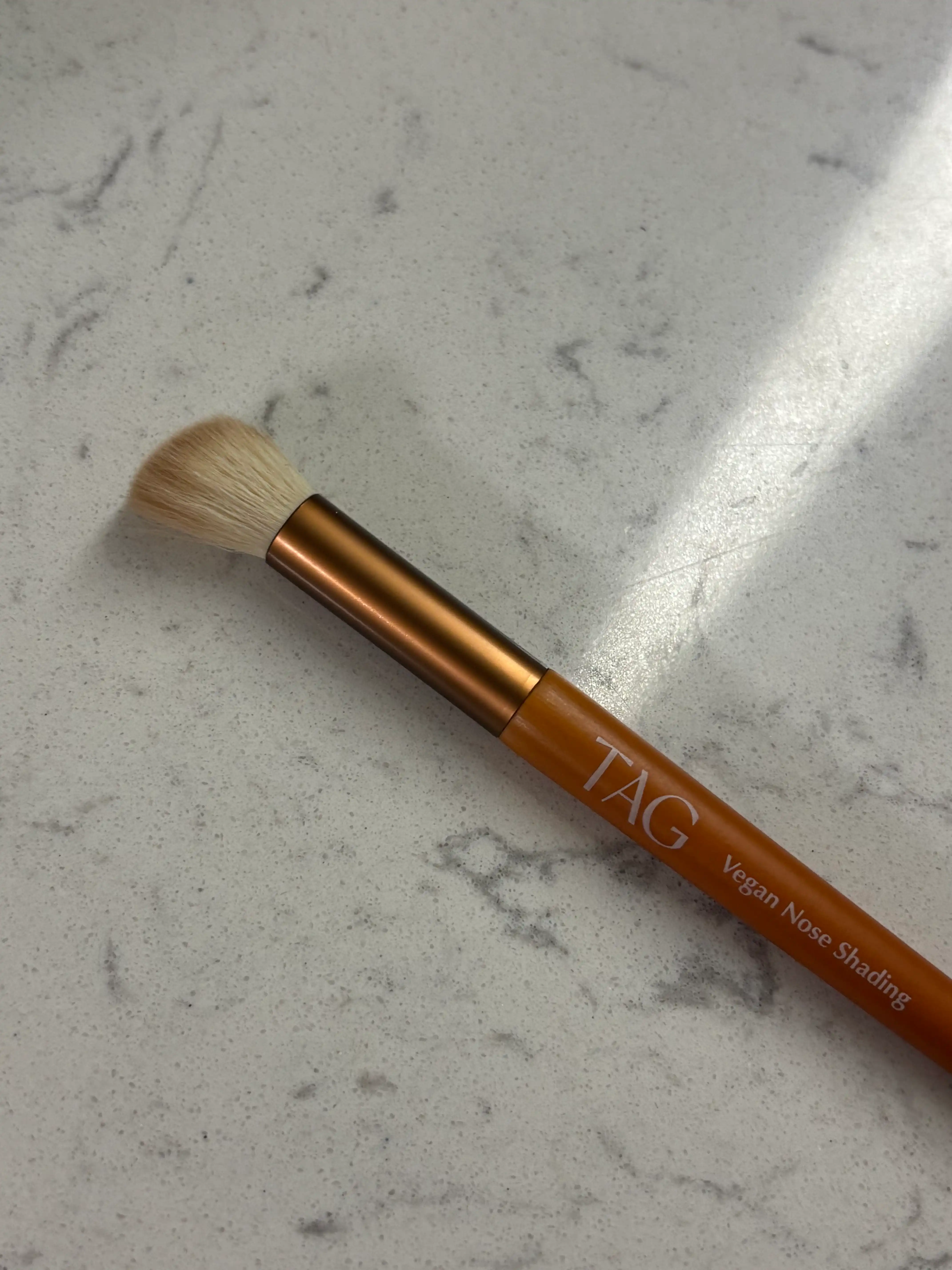 언니의파우치 리뷰 이미지 - [비건 노즈 쉐딩 브러시]