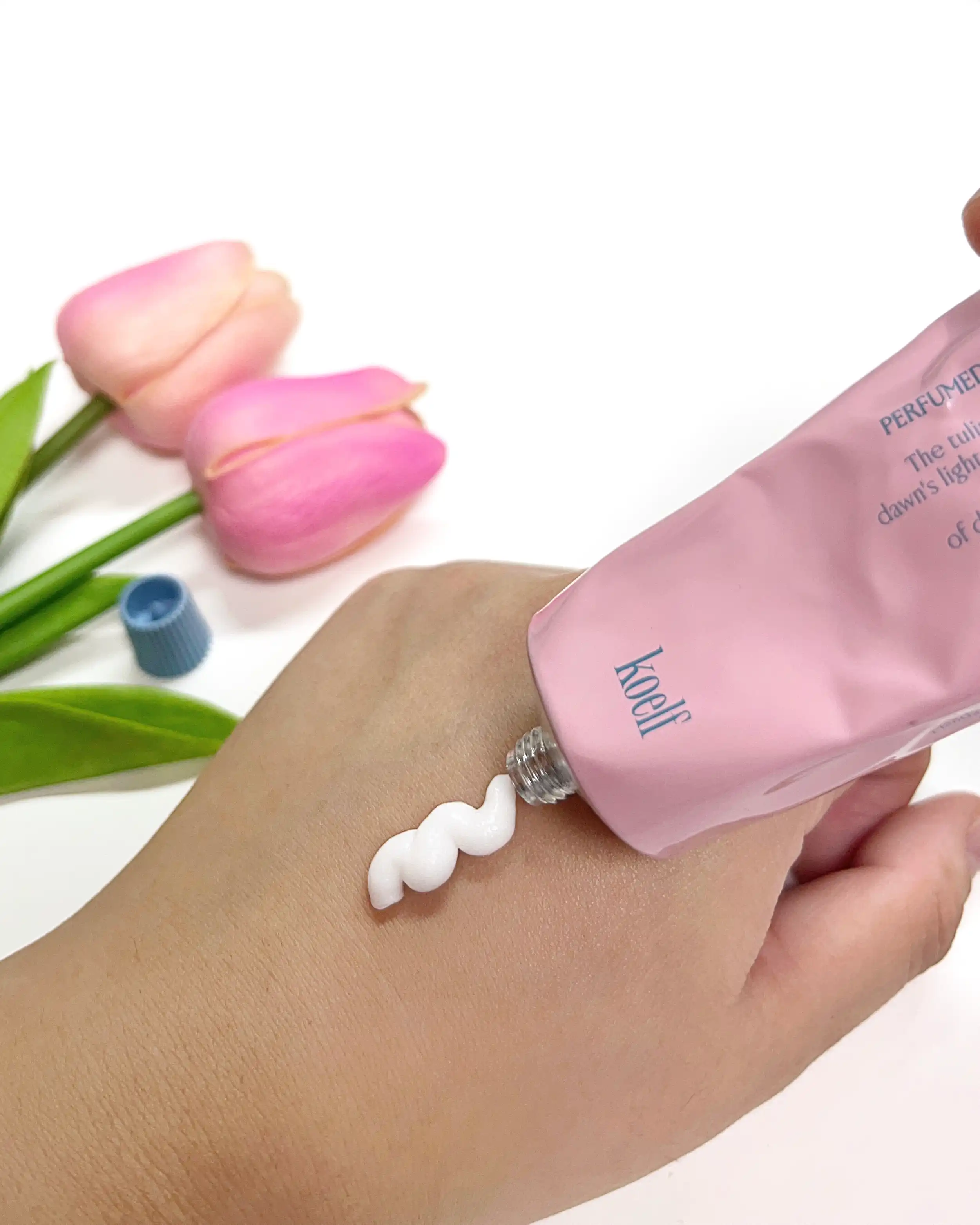 언니의파우치 리뷰 이미지 2 - [퍼퓸 핸드크림 튤립 앳 던]