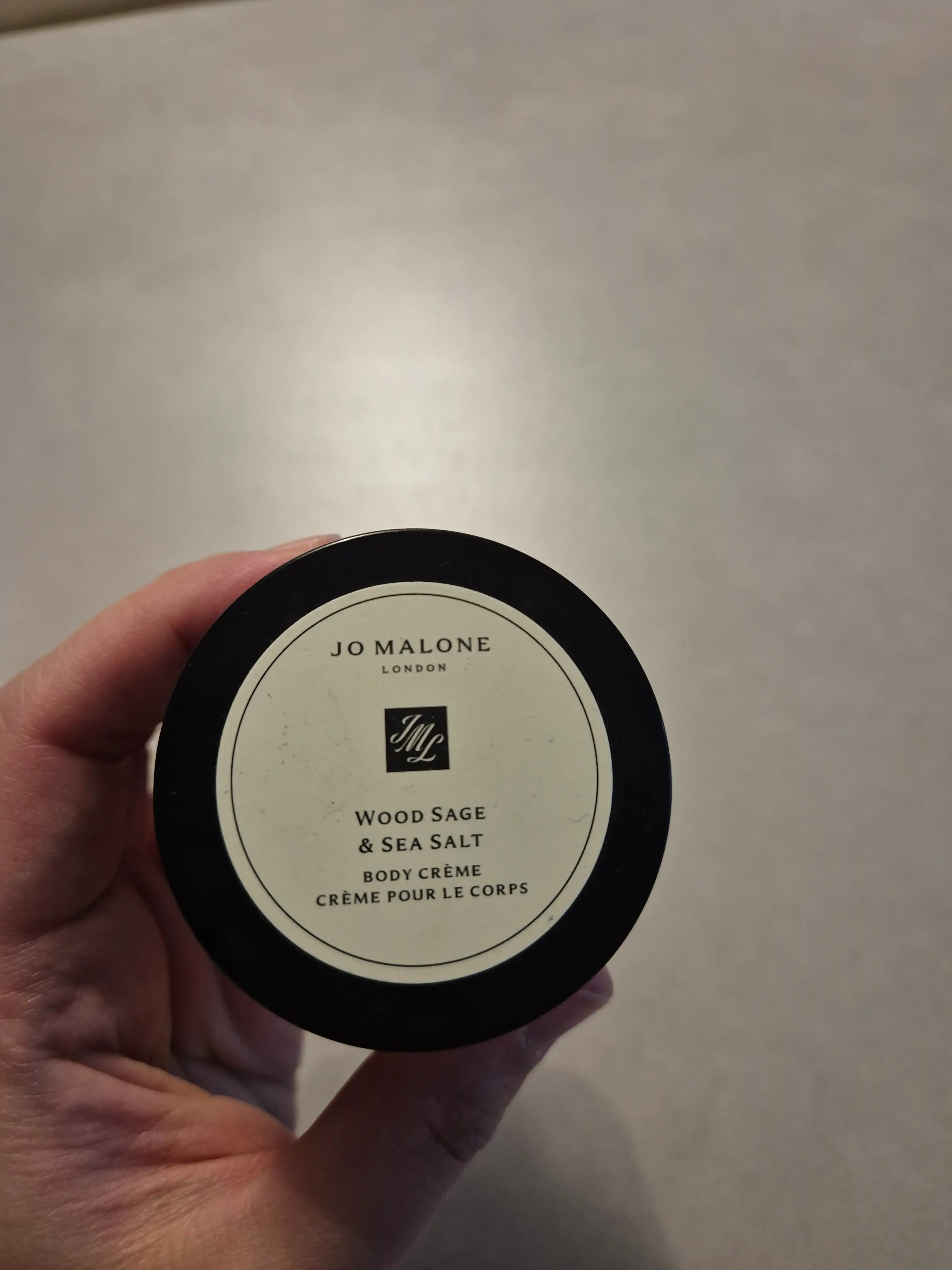 언니의파우치 리뷰 이미지 - [우드 세이지 앤 씨 솔트 바디 크림]