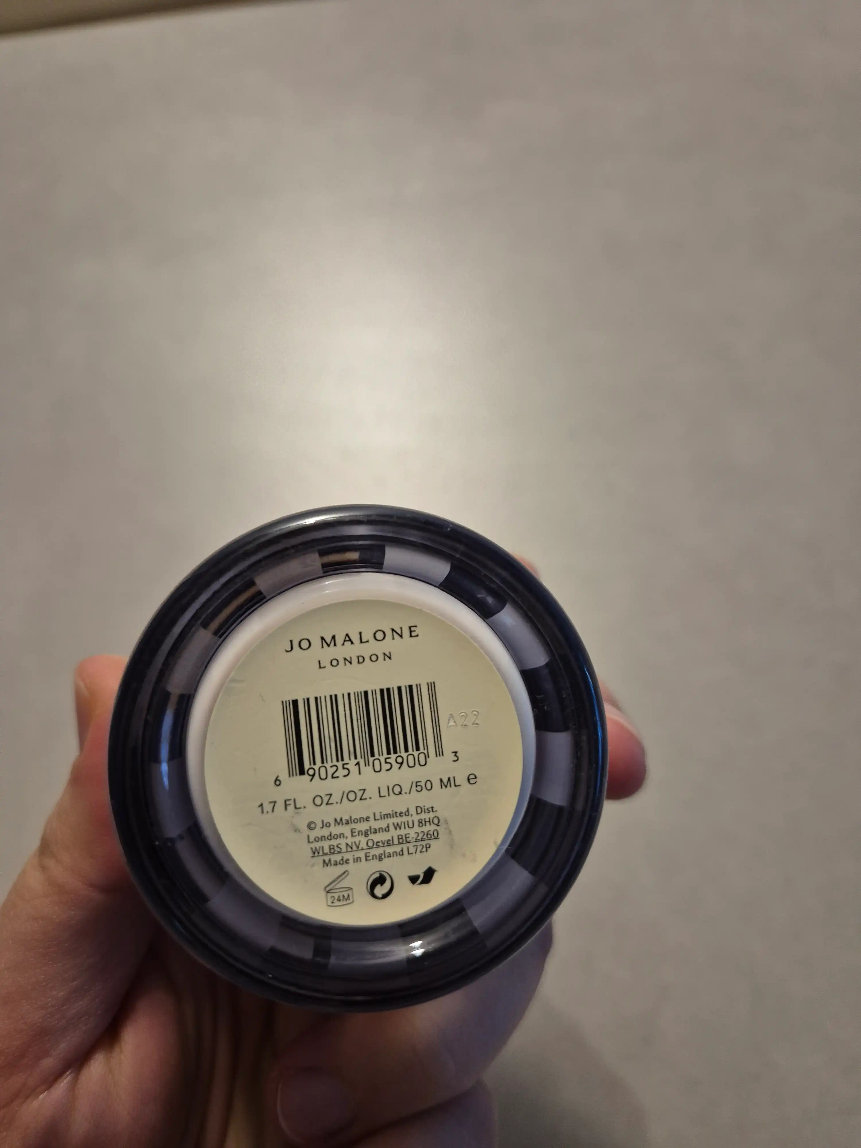 언니의파우치 리뷰 이미지 2 - [우드 세이지 앤 씨 솔트 바디 크림]