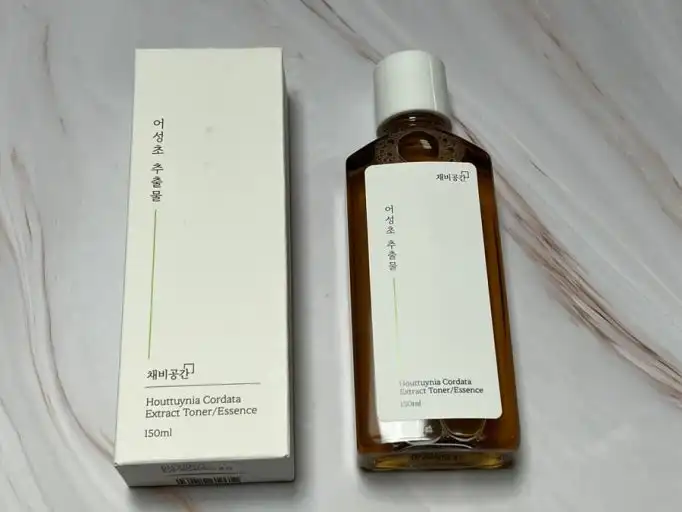 언니의파우치 리뷰 이미지 2 - [어성초 추출물 비건 토너]