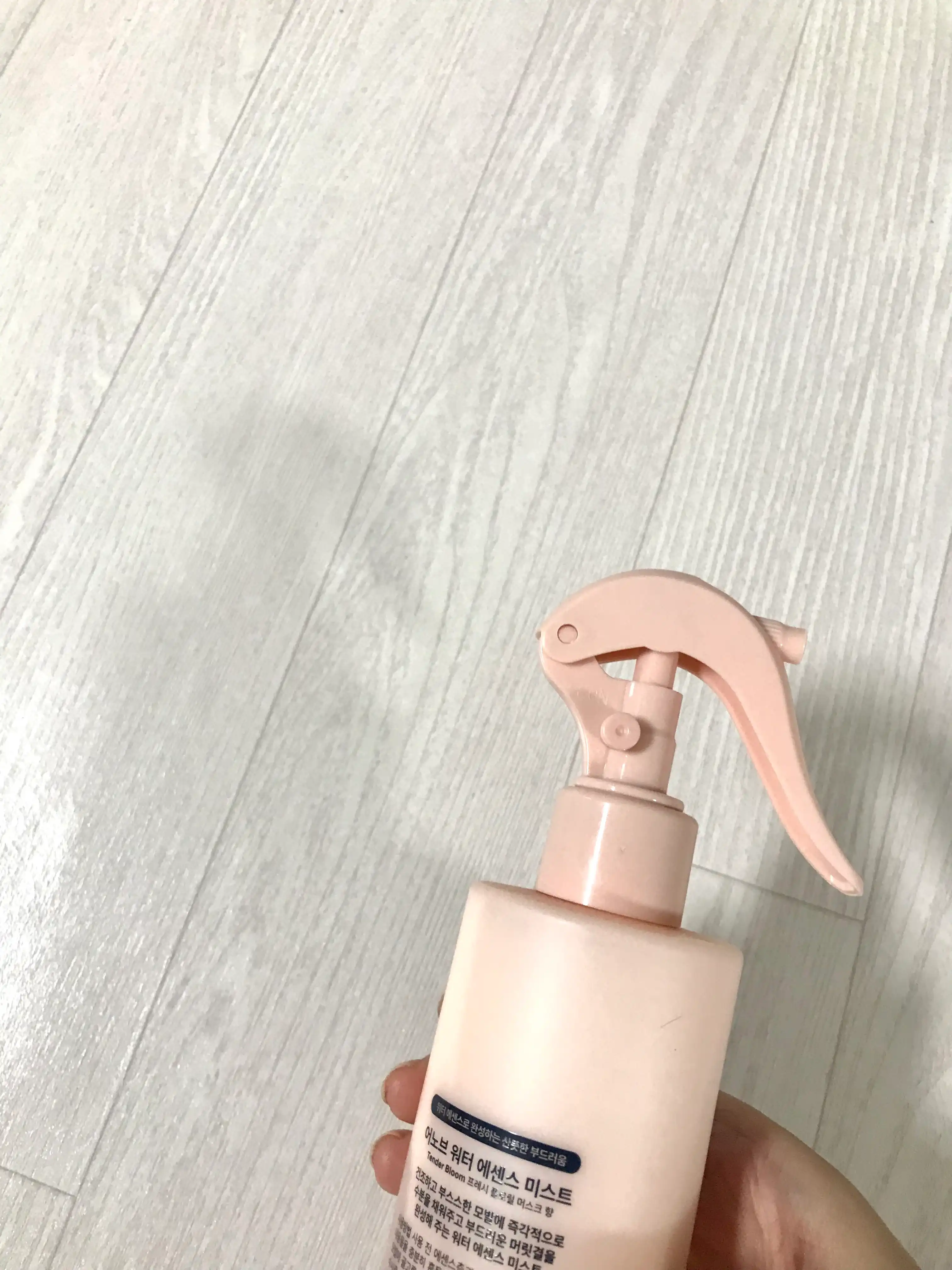언니의파우치 리뷰 이미지 3 - [워터 에센스 미스트]